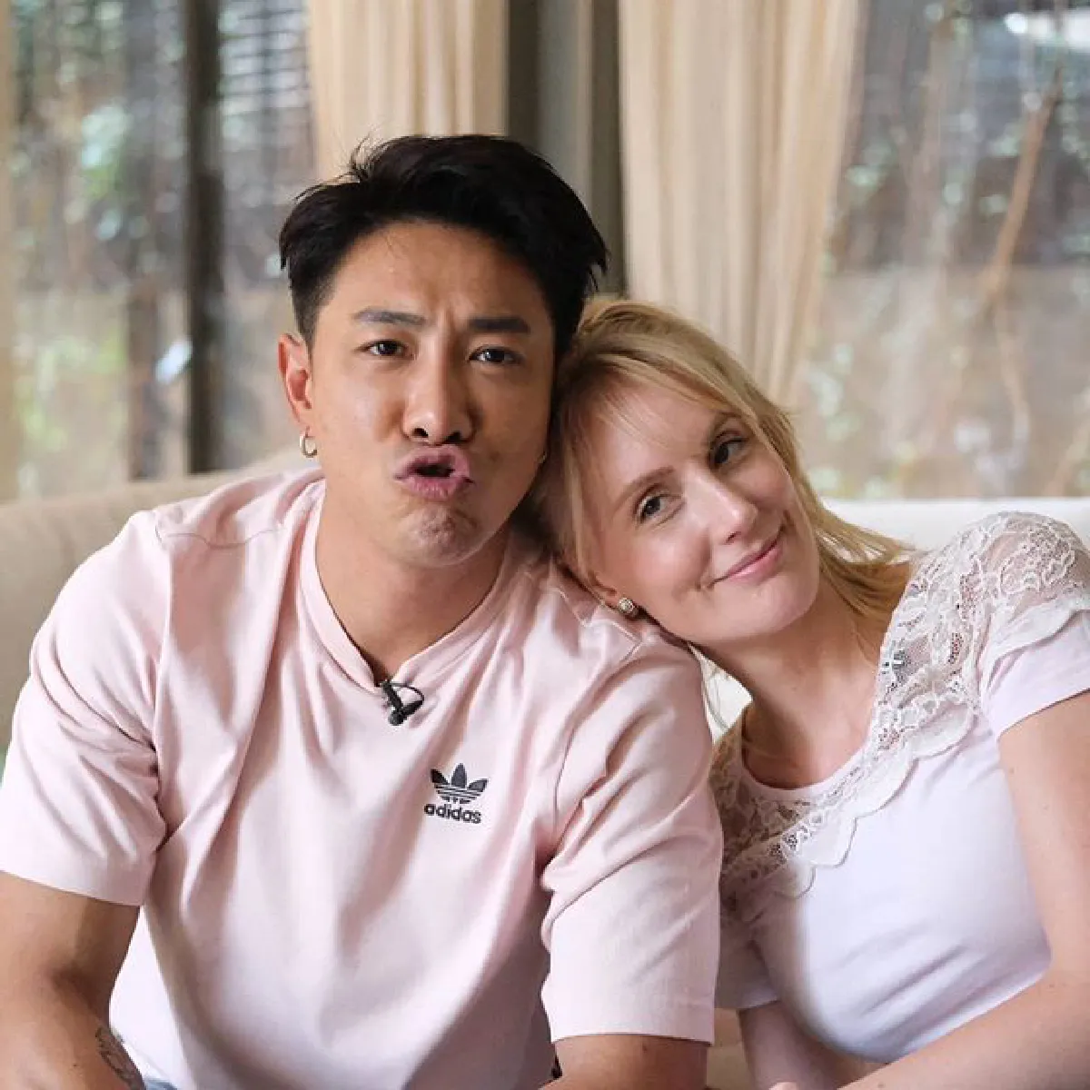 บอย พิษณุ เซอร์ไพรส์ อแมนด้า สุดหวาน ในวันครบรอบแต่งงาน 1 ปี