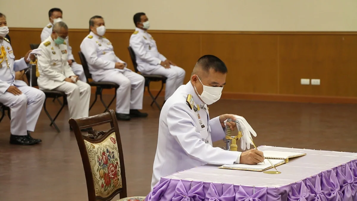 ชาวขอนแก่นพร้อมใจจัดกิจกรรมถวายพระพร"พระราชินี"