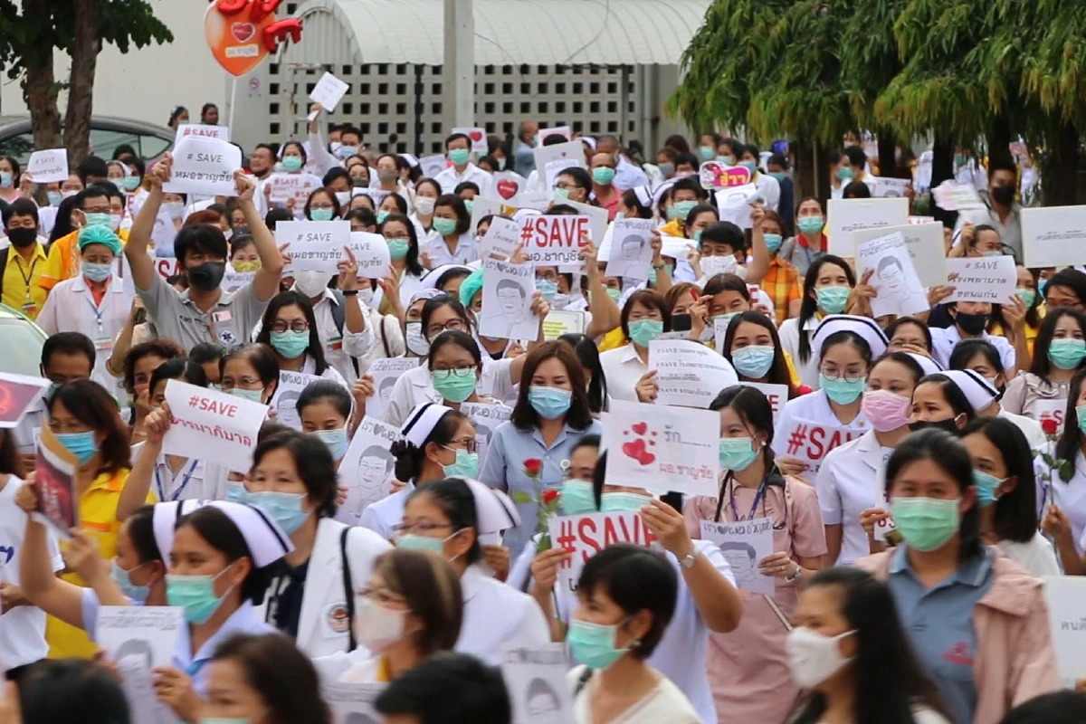 "ผมเชื่อว่าถูกกลุ่มเสียผลประโยชน์เล่นงาน"หมอชาญชัยเปิดใจหลังถูกคำสั่งเด้ง!
