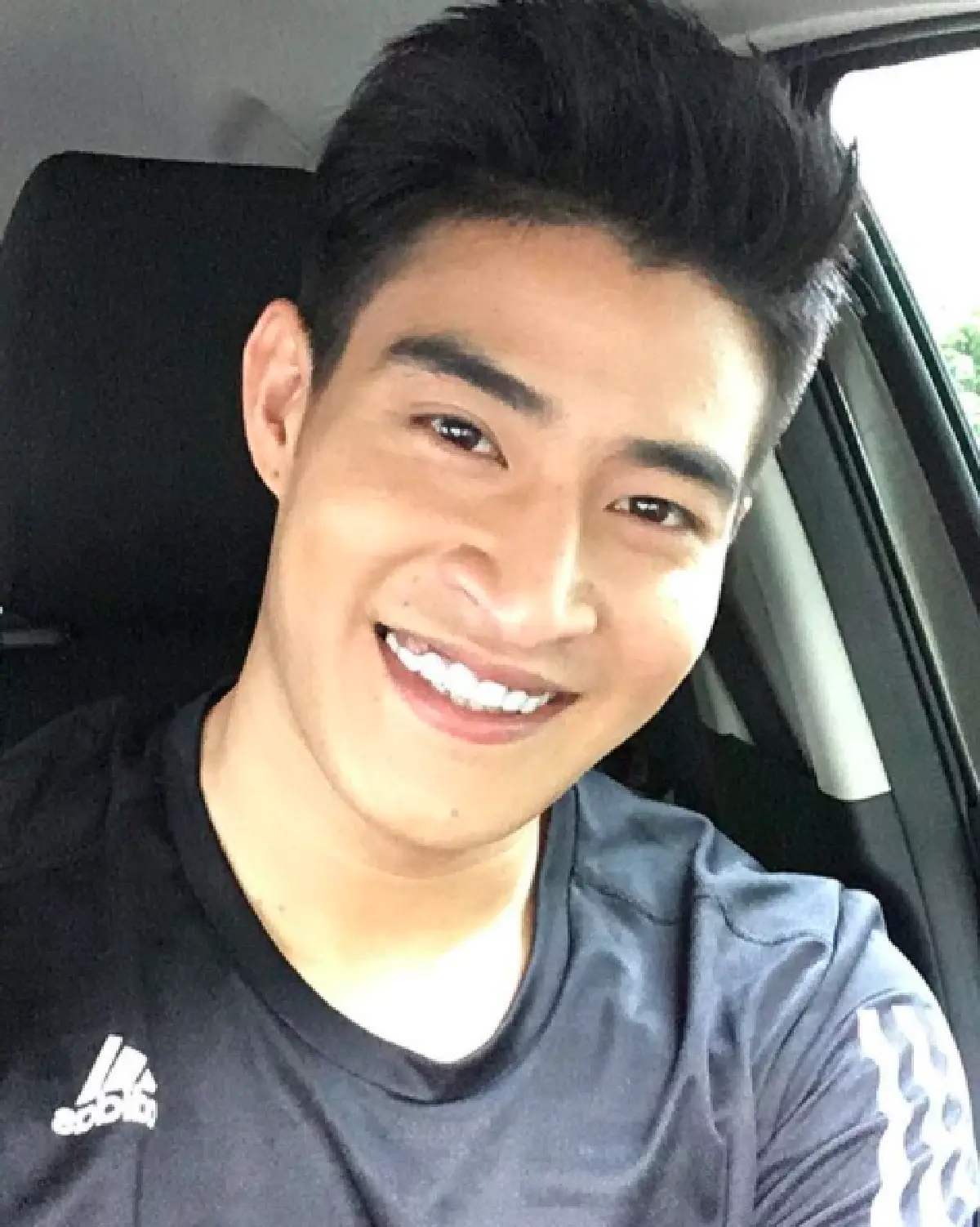 “สงกรานต์-พัตเตอร์ (น้องชายแพนเค้ก)” เตรียมติดดาวเป็นตำรวจ เข้าฝึกหลักสูตร กอส.45 