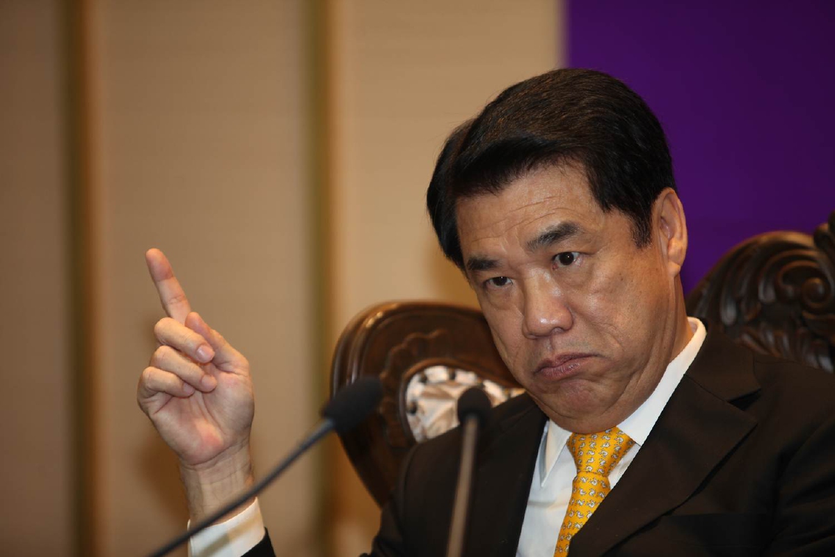 "สุริยะ"เผยเสียงส่วนใหญ่พปชร.หนุน "ประวิตร" นั่งหัวหน้าพรรค "สุริยะ"เผยเสียงส่วนใหญ่พปชร.หนุน "ประวิตร" นั่งหัวหน้าพรรค