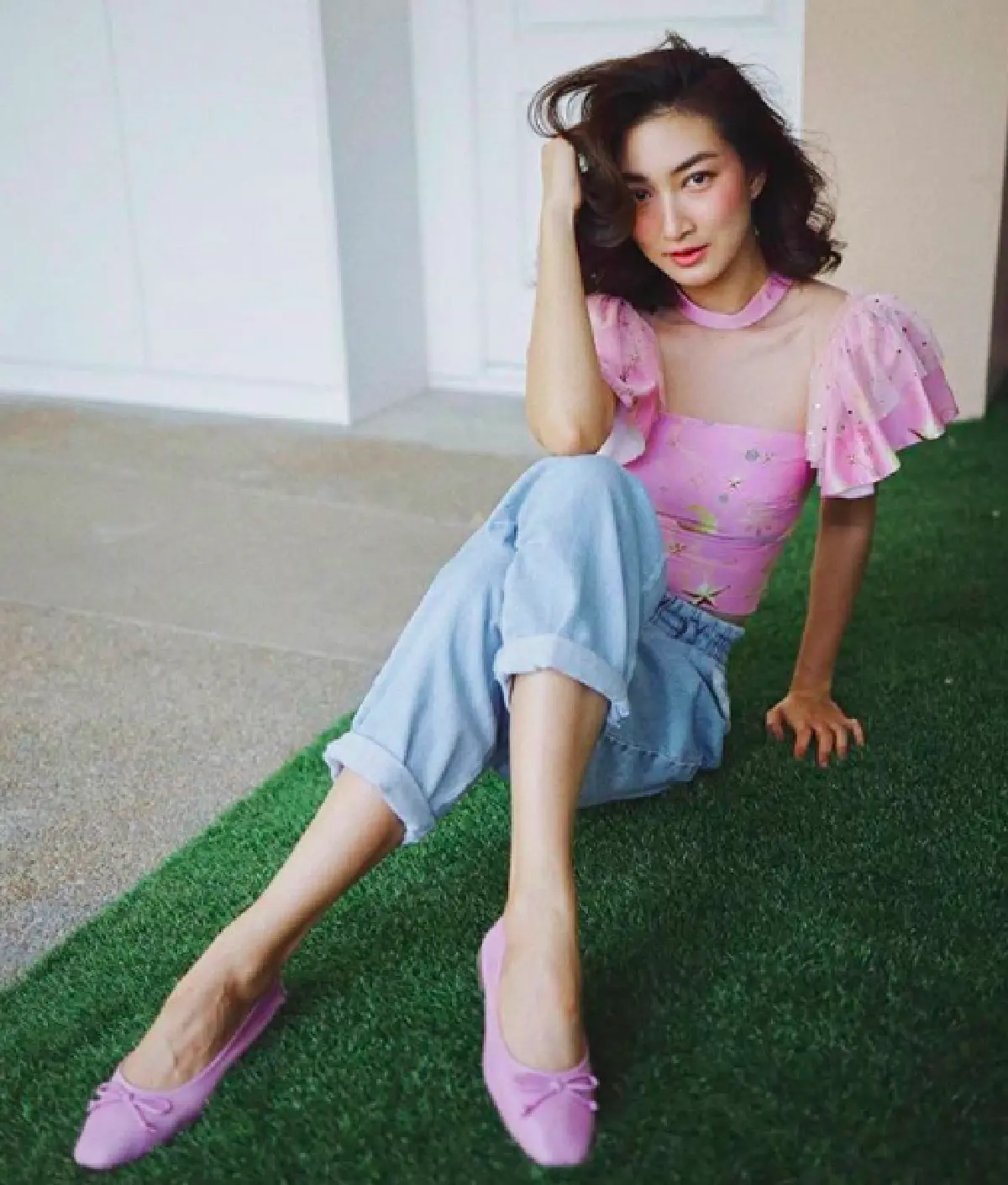 "แพนเค้ก" สมกับเป็นนางแบบ! ใส่ชุดเดรสฟูฟ่องอลังการมากเข้าครัวอยู่บ้าน 