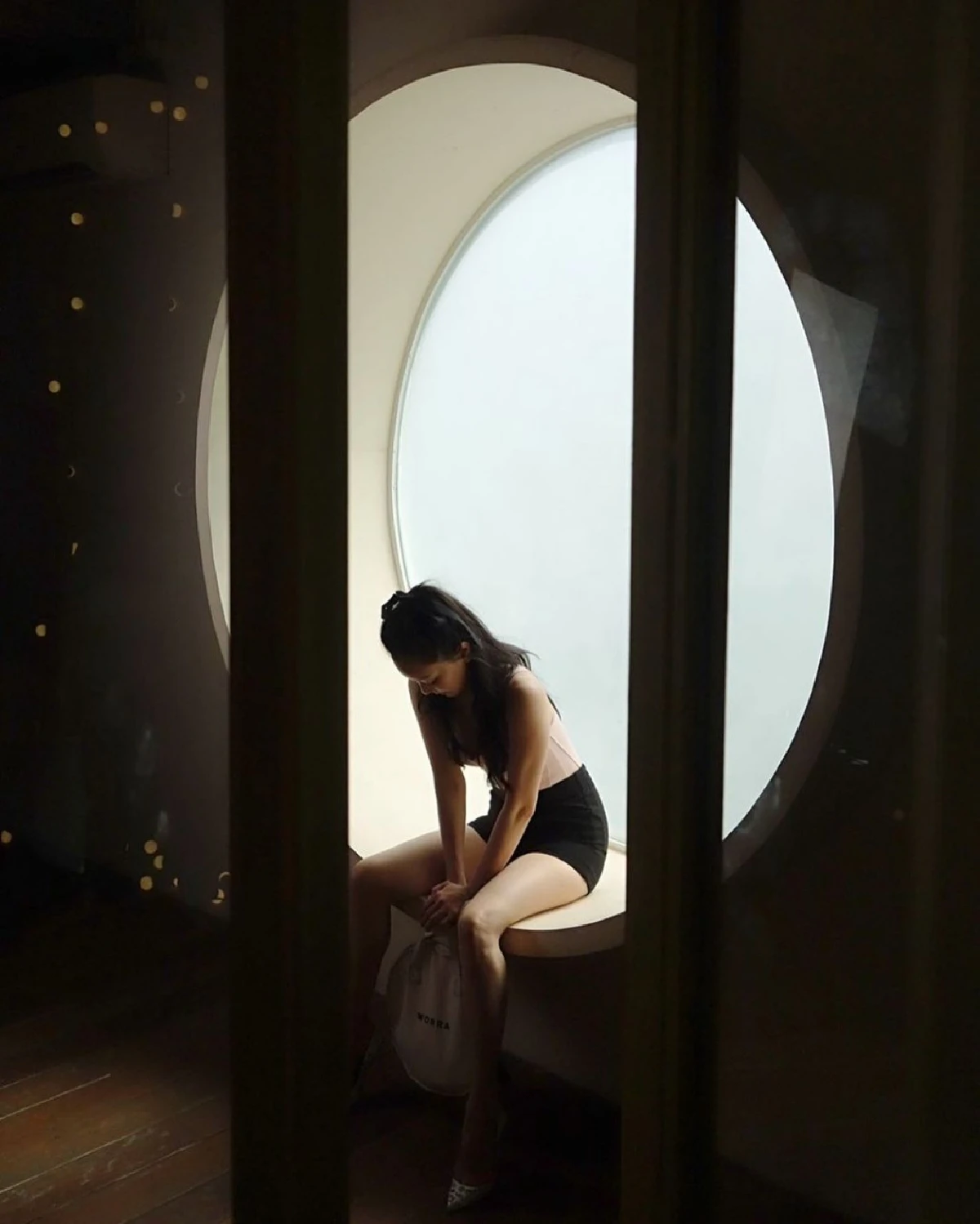 ส่องภาพ นุ่น วรนุช สวยเซ็กซี่เบาๆในชุดเดรสสั้น ทำเอาแฟนคลับใจละลาย