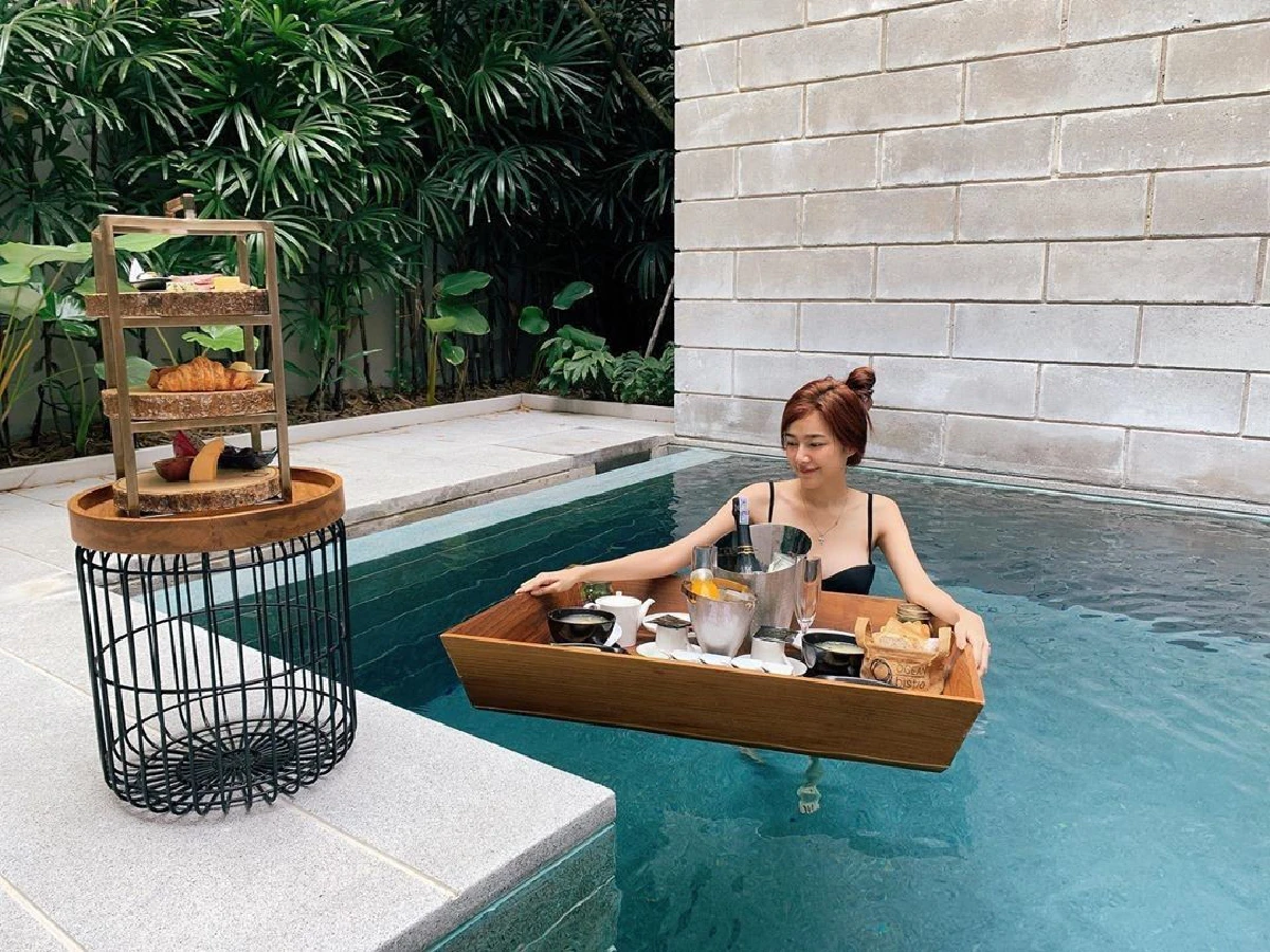 แนท ณัฐชา เซลฟี่หน้ากระจกอวดท้องโต 6 เดือน สวยเปล่งปลั่งมาก