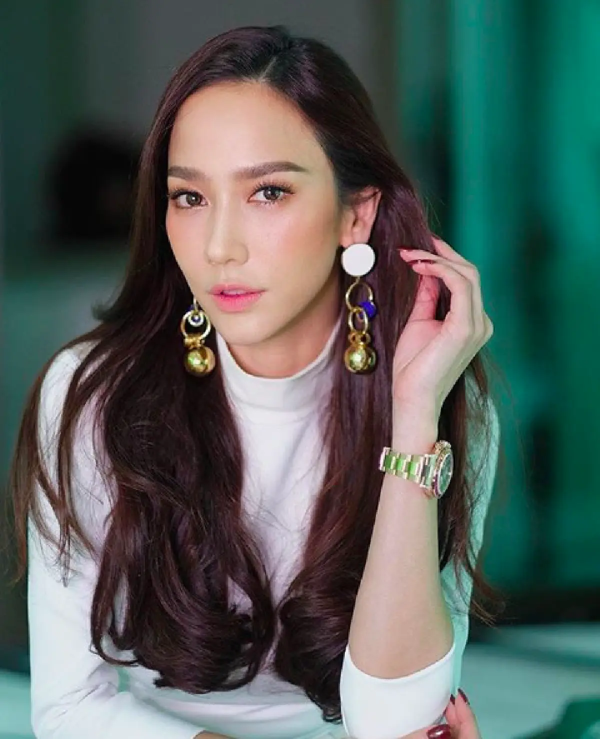 “เมย์ ปทิดา” เทียบให้ดูชัดๆ ภาพคู่ “อั้ม พัชราภา” หลังหลายคนทักหน้าเหมือนกันมาก