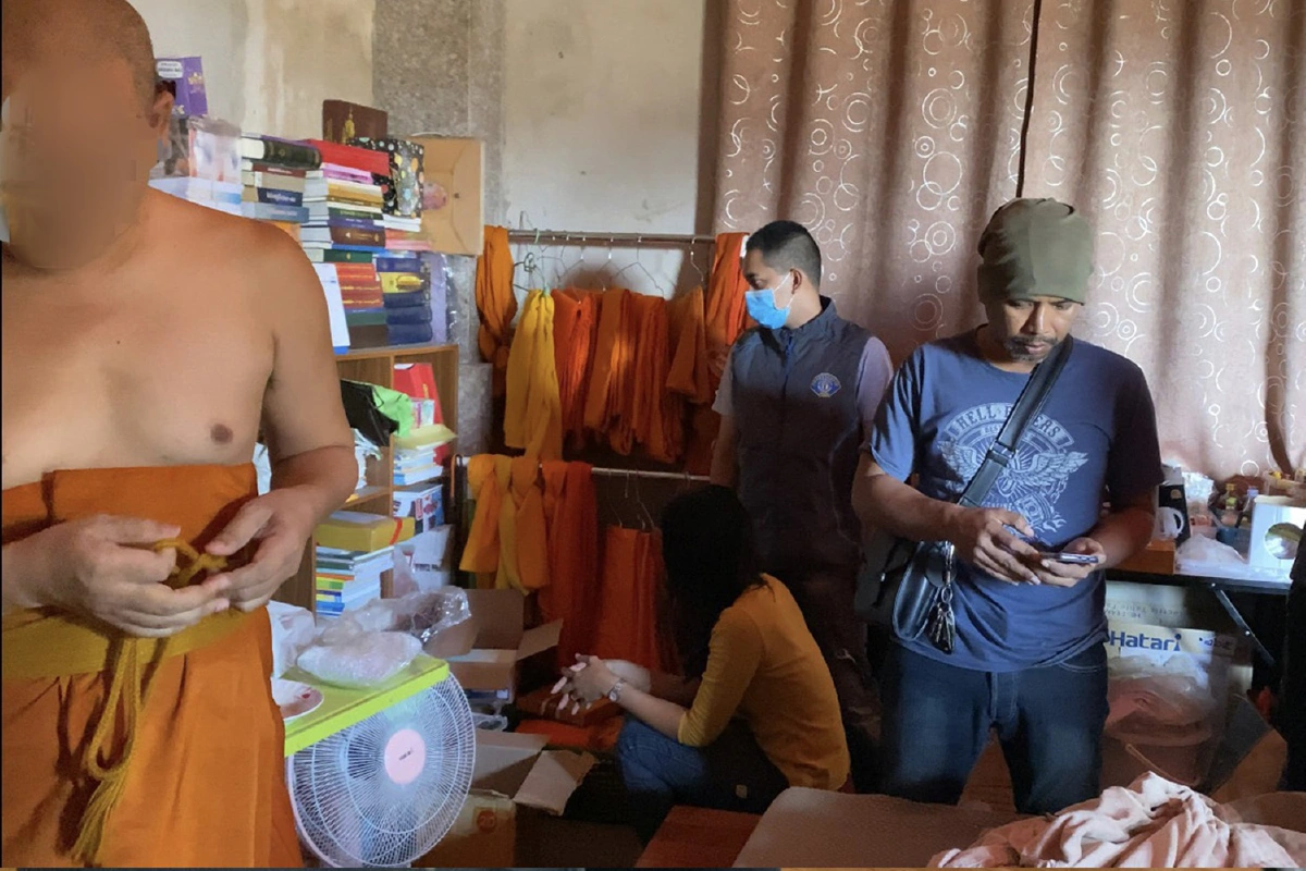 กองปราบจับเจ้าอาวาสวัดดังเล่นชู้กับเมียชาวบ้าน