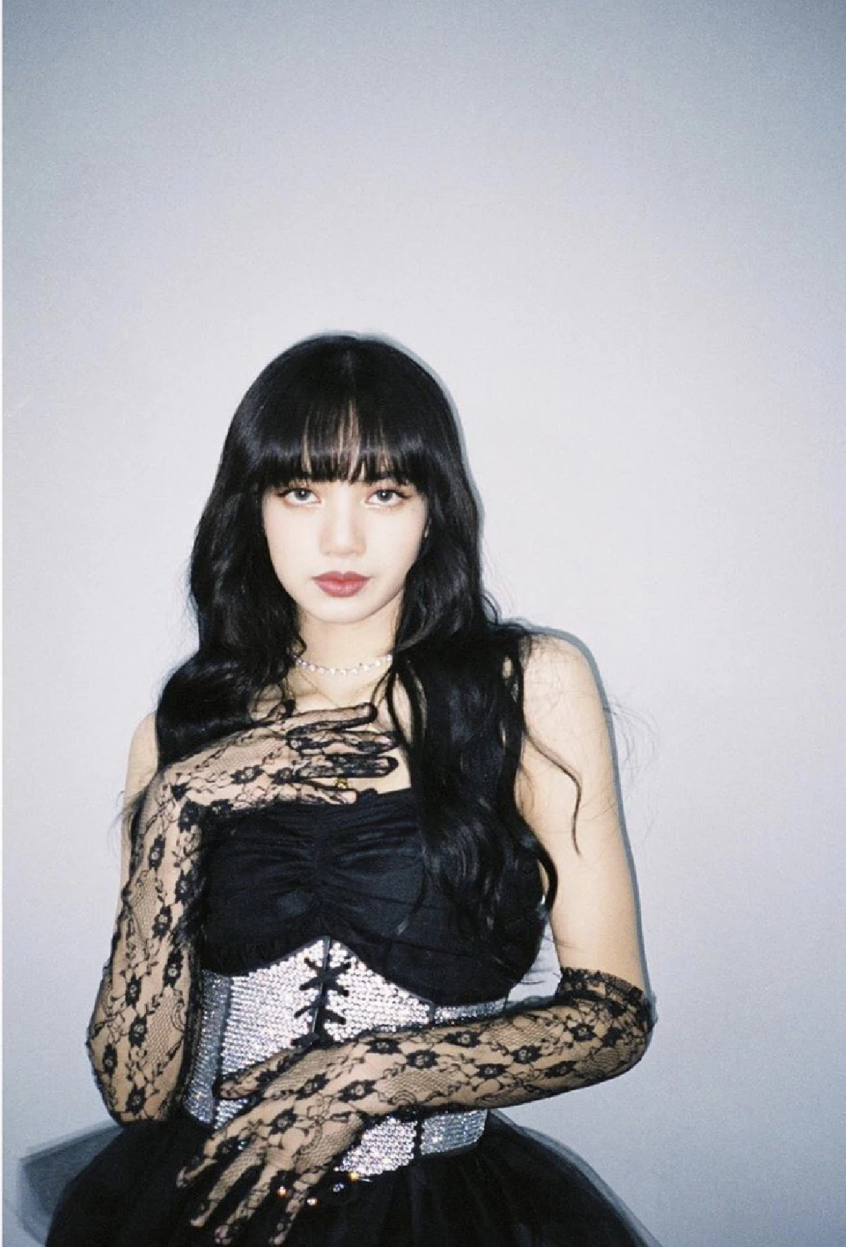 ลิซ่า Blackpink ปล่อยภาพเซ็ตล่าสุด อวดลุคสวยน่ารักเหมือนตุ๊กตา