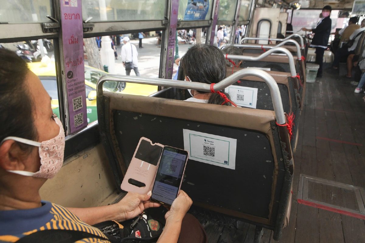 ขสมก.ติดตั้งคิวอาร์โค้ดบนรถเมล์วันแรกขอความร่วมมือประชาชนช่วยสแกน