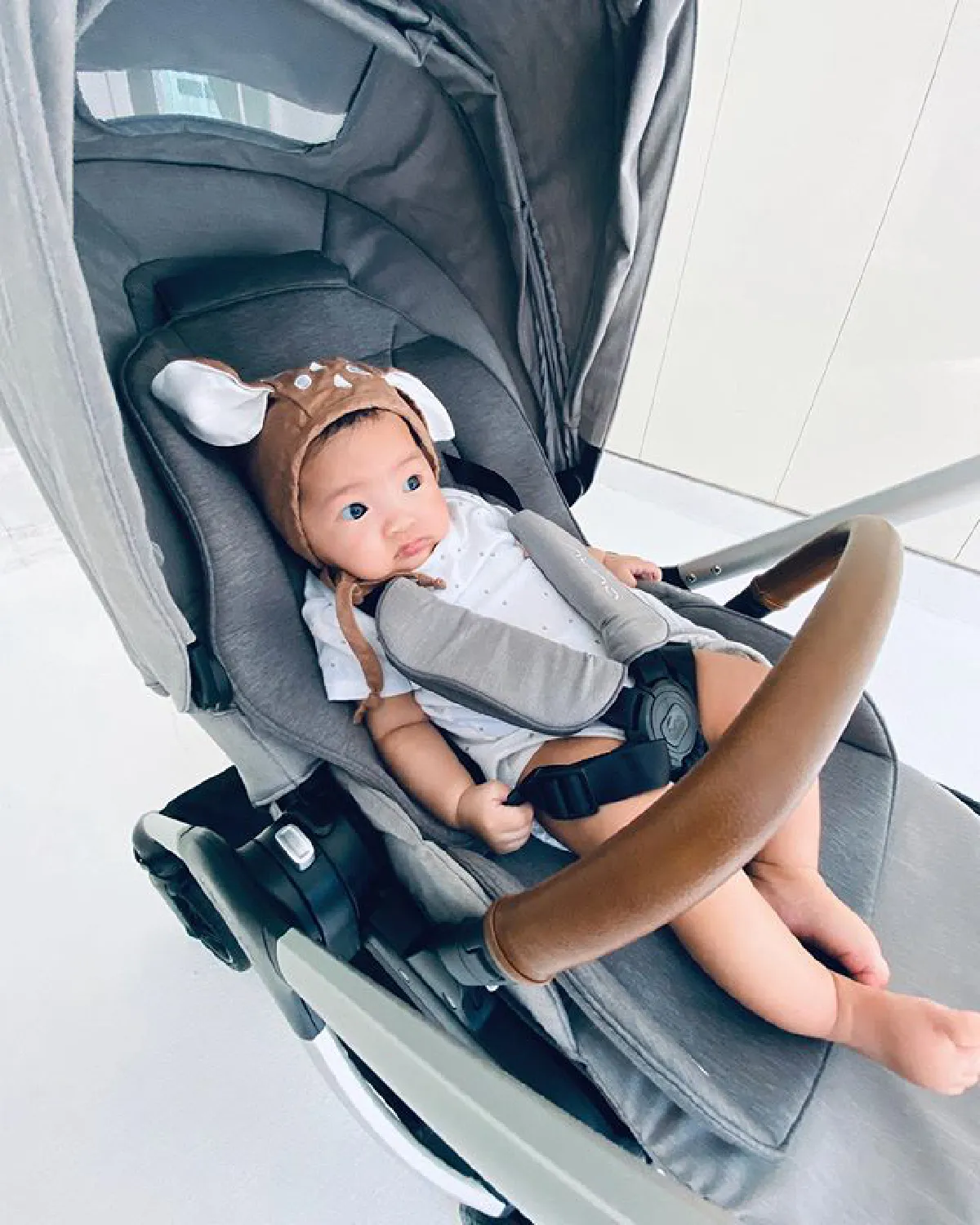 เจนี่-มิกกี้ พาลูกสาว น้องโนล่า เที่ยวพักผ่อนรับลมเย็นๆ ริมทะเลหัวหิน