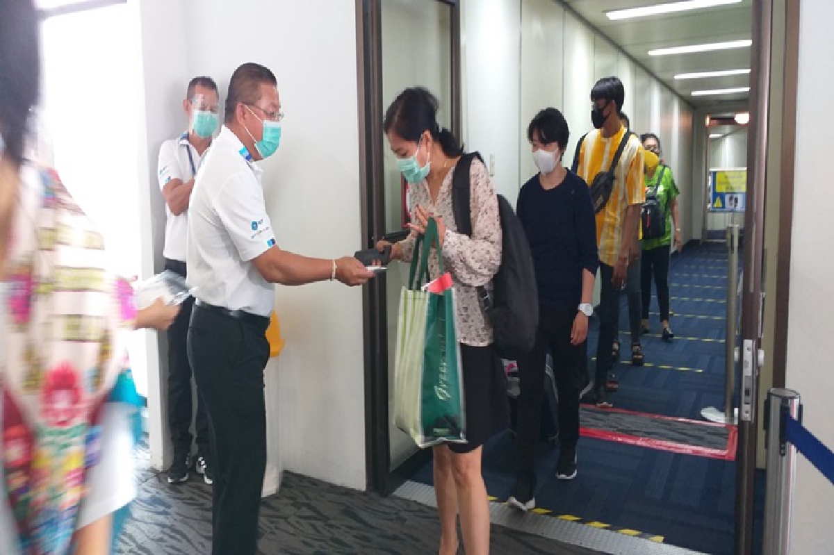สนามบินภูเก็ตพร้อมให้บริการ100% หลัง กพท.ไฟเขียวให้ทำการบินได้ สนามบินภูเก็ตพร้อมให้บริการ100% หลัง กพท.ไฟเขียวให้ทำการบินได้