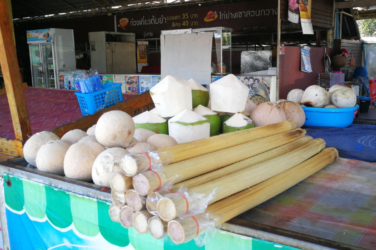 ร้านข้าวหลามยัดไส้ตะขาบแจงไม่ได้ทำเองมีคนมาฝากขาย ร้านข้าวหลามยัดไส้ตะขาบแจงไม่ได้ทำเองมีคนมาฝากขาย