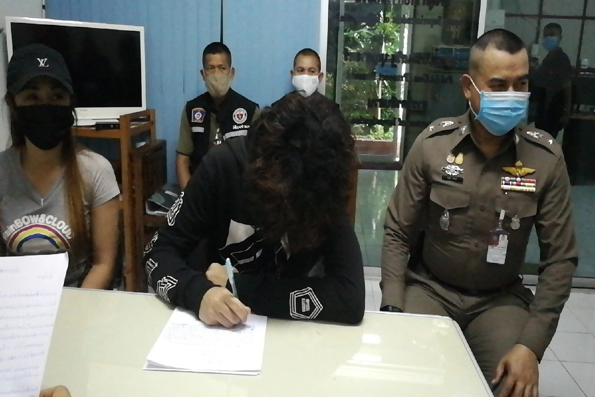 เปิดบันทึกลูกพยายามฆ่าบุพการี"แม่บอกให้ผมหนีทั้งที่เลือดอาบร่าง"