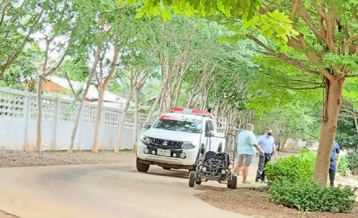 ทุลักทุเล!อาสาสมัครฯช่วยสุนัขไซบีเรียน ฮัสกี้ตกบ่อน้ำ