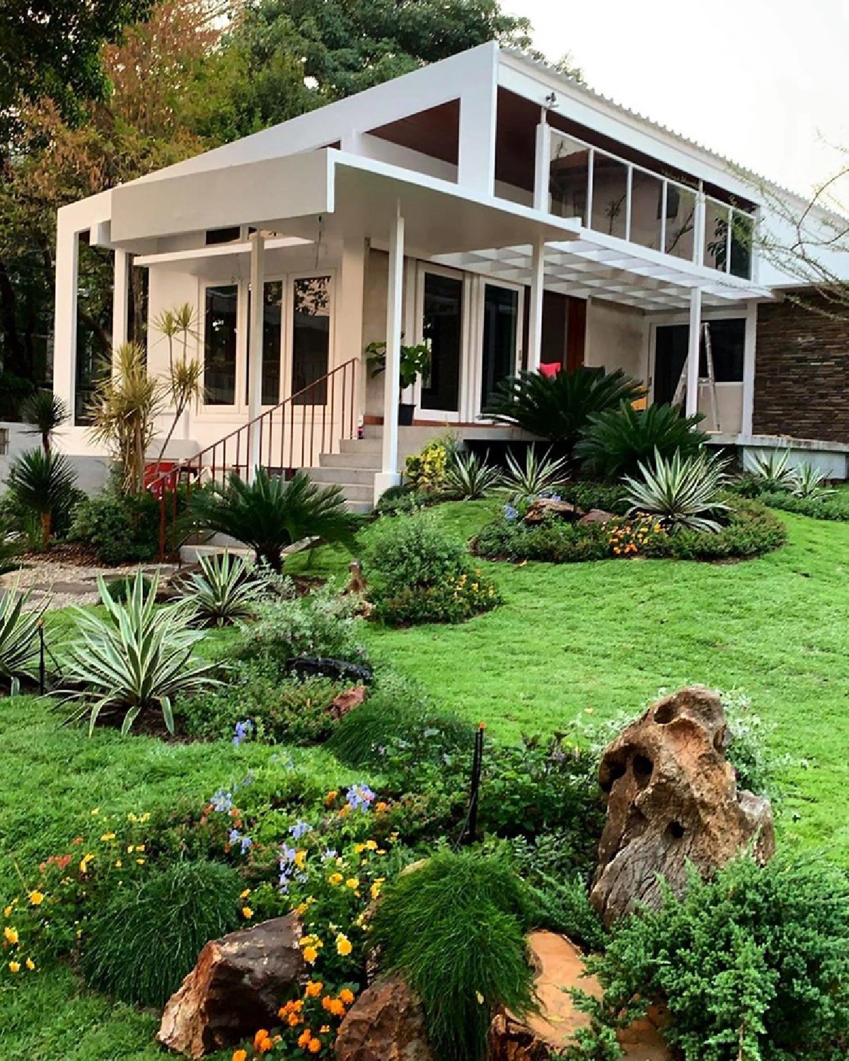 “บอย ปกรณ์” อวดโฉมบ้านในฝันของแม่ ที่ลงมือทำเองทุกอย่าง