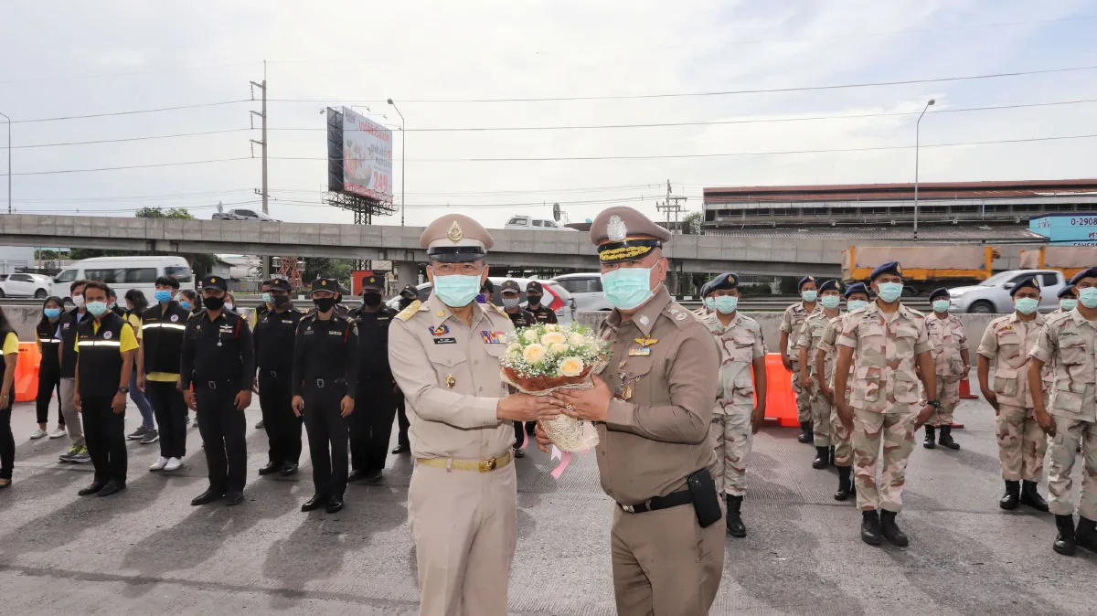 ปทุมธานียกเลิก 2 ด่านตรวจจุดคัดกรองโควิด-19 หลังเปิดมากว่า 2 เดือน