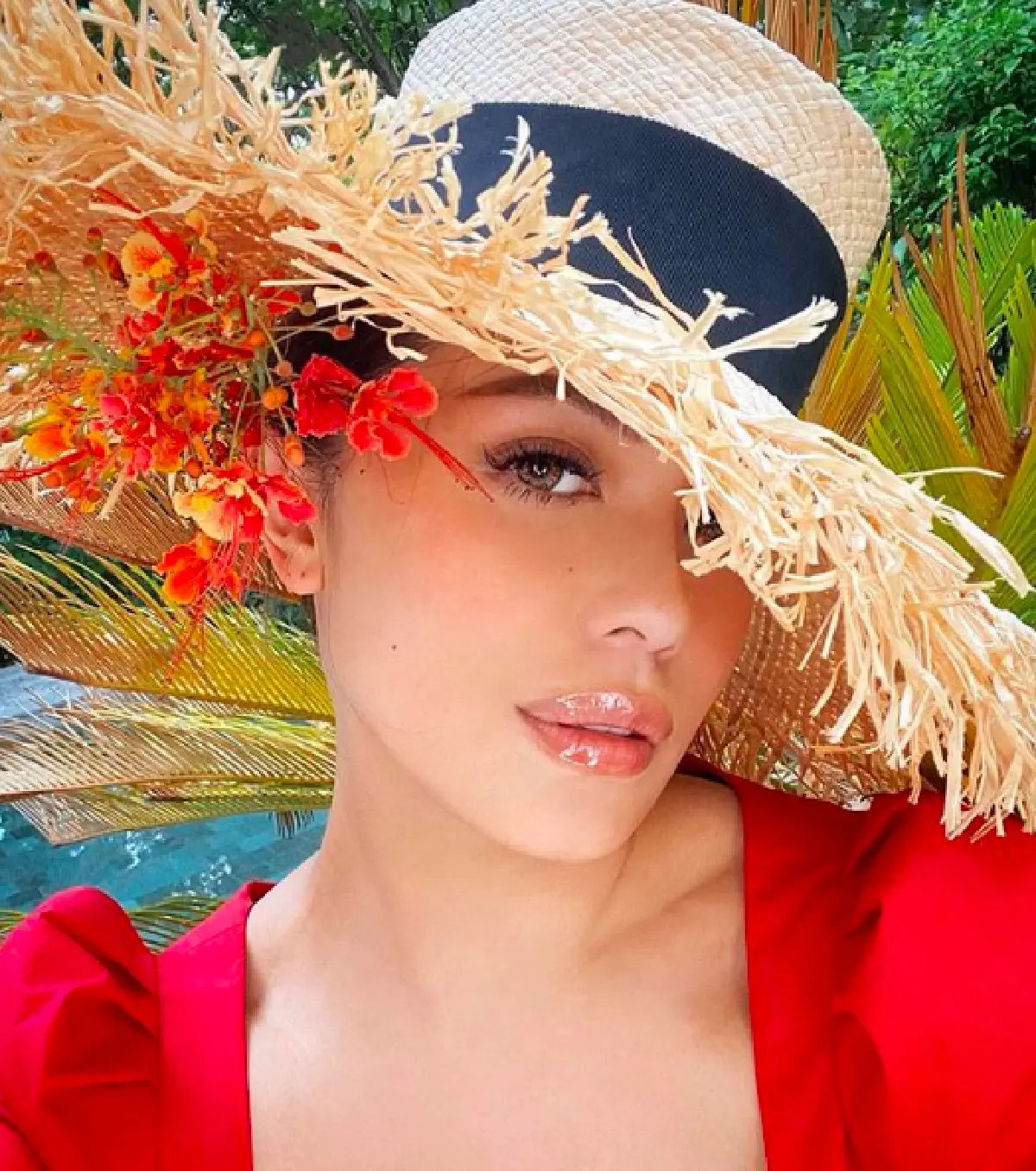  แม่มาแล้ว! “แพร วทานิกา” ร้อนแรงทะลุปรอทในชุดว่ายน้ำ อวดสะโพกผาย