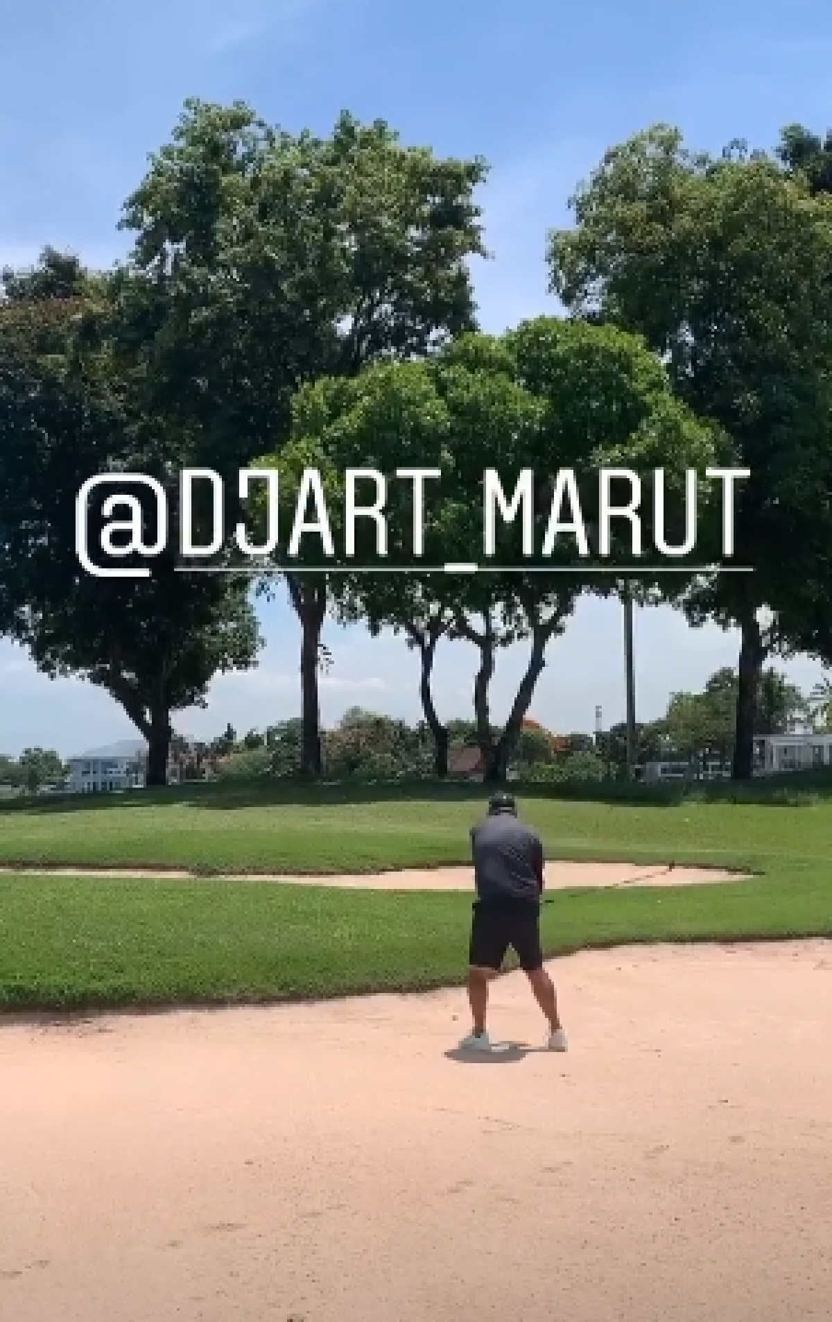 เหล่าคนบันเทิงหนุ่มๆ พากันรวมตัวเฉพาะกิจออกกำลังกายตีกอล์ฟ 