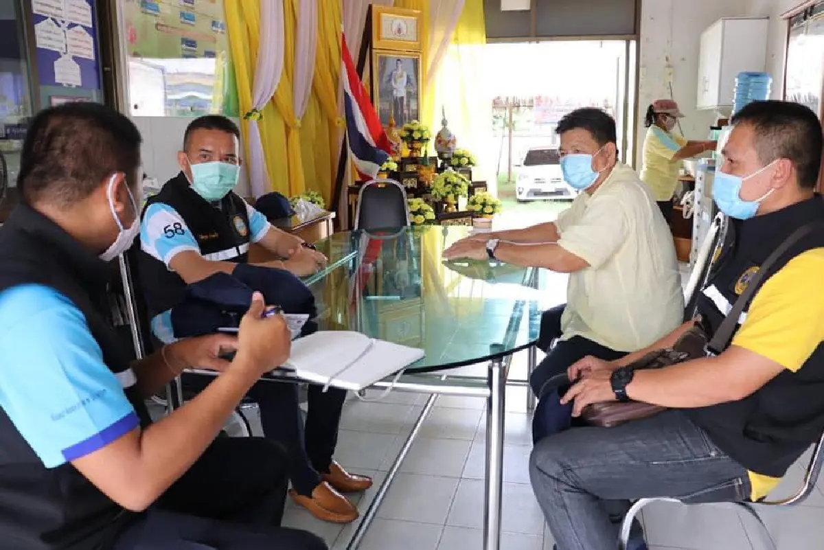 นายทุนยอมรื้อขนำเฝ้าคอกหอยแครงหลังใหญ่ตามคำสั่งจังหวัด 