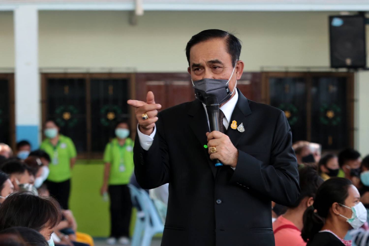 นายกฯย้ำพร้อมช่วยเหลือคนไทยในอียิปต์กลับประเทศ นายกฯย้ำพร้อมช่วยเหลือคนไทยในอียิปต์กลับประเทศ