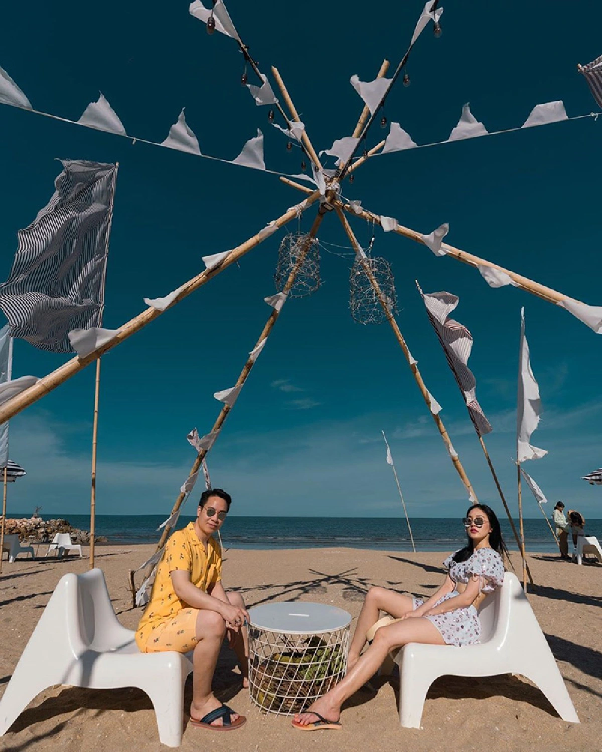 เมย์ พิชญ์นาฏ ควง ไฮโซบิ๊ก สวีทริมทะเลจัดเต็มความหวาน