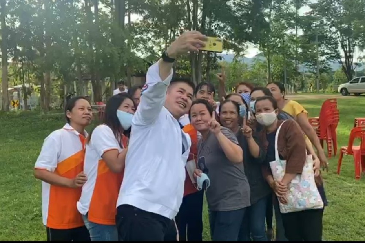 "ธรรมนัส"ผงาดรองหัวหน้าพรรคพปชร.อันดับ1 "ธรรมนัส"ผงาดรองหัวหน้าพรรคพปชร.อันดับ1