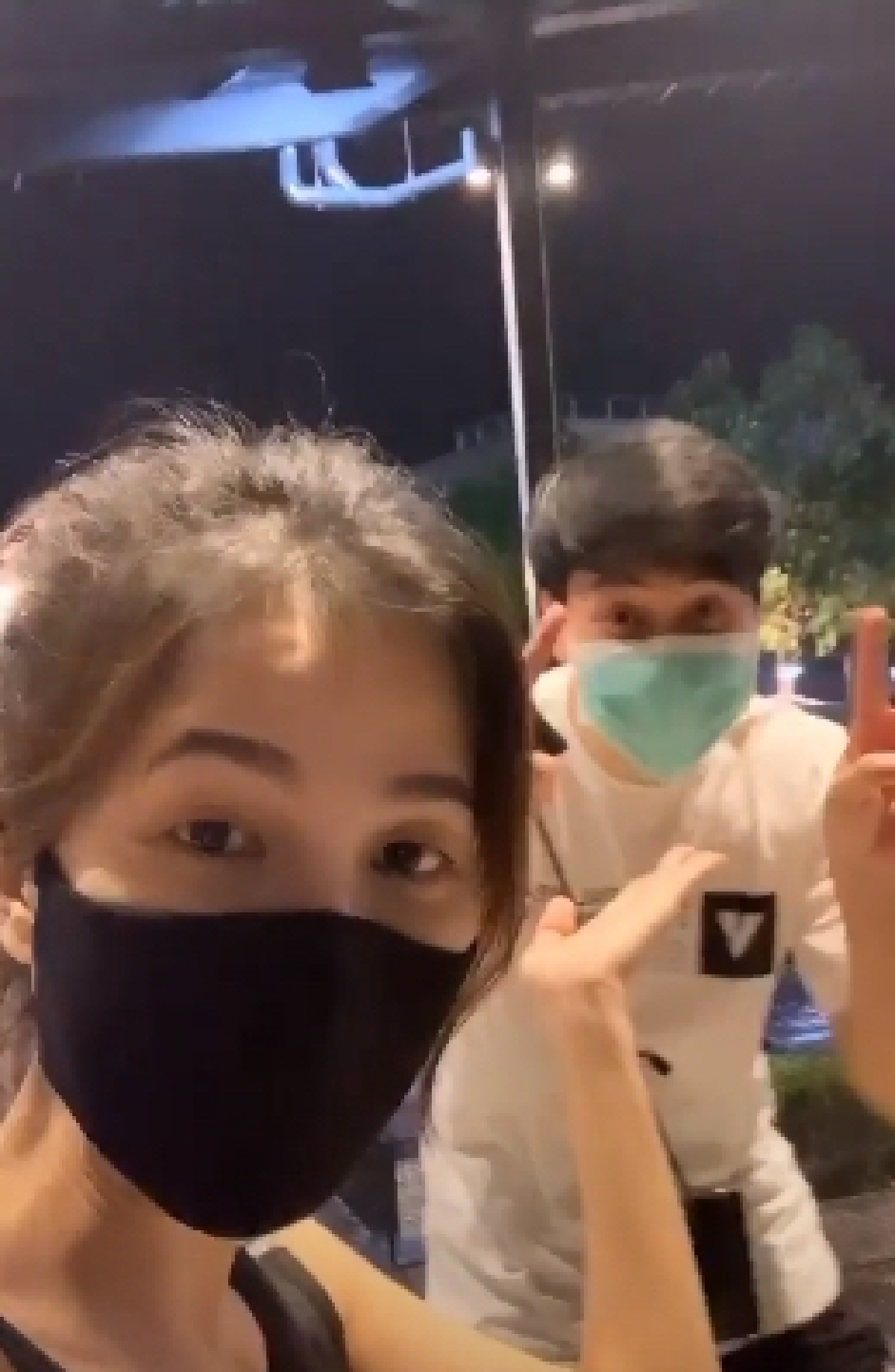 อะไรยังไง!? “ต้น อาชว์” เข้าฟิตเนส-กินข้าวกับ “ดีเจอร พัทธ์ธีรา” จะใช่รักใหม่หรือไม่