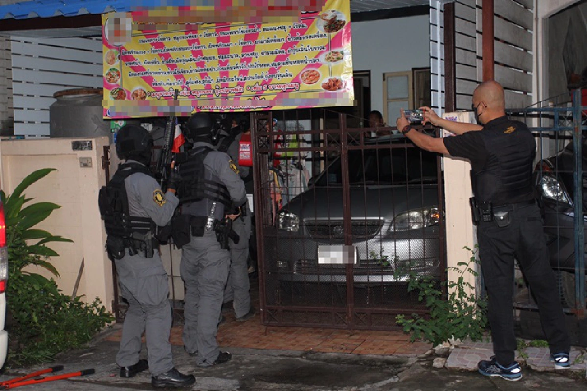 หนุมานกองปราบบุกค้น 31 จุด ทลายเครือข่ายลักลอบขายปืนเถื่อนผ่านสื่อออนไลน์