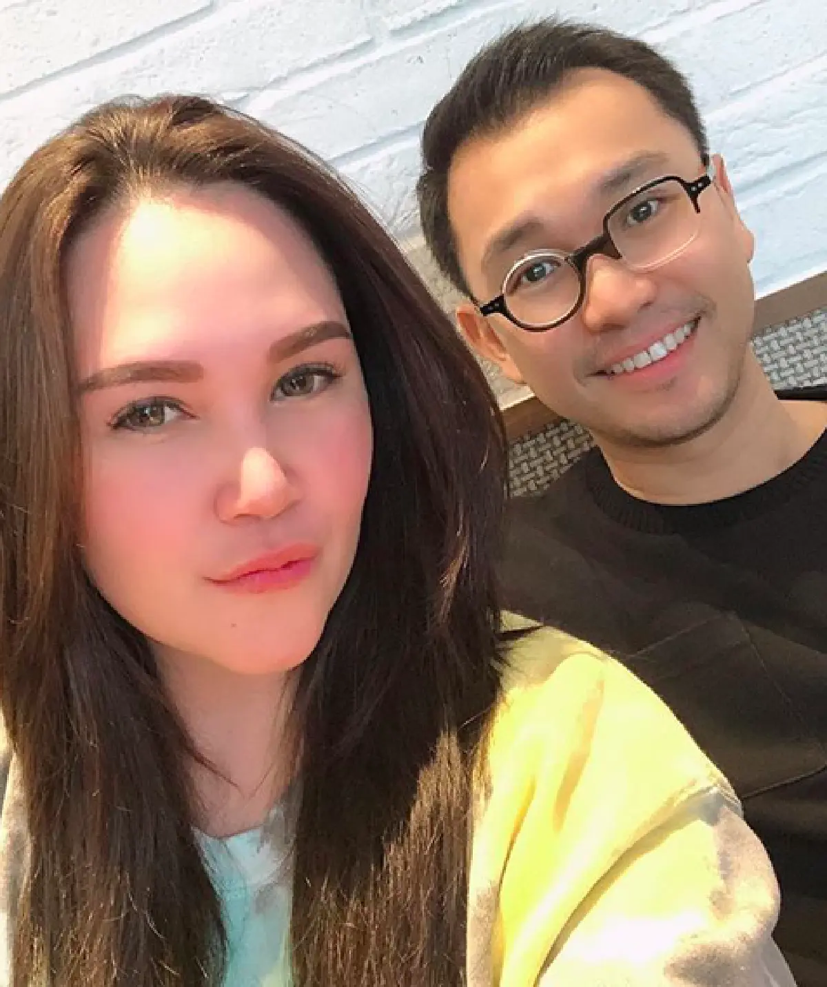 ครอบครัวแฮปปี้ดี! "ทาทา ยัง" โพสต์คลิปสามีกับลูกชายเล่นกัน หวานเบาๆ ออกสื่อ