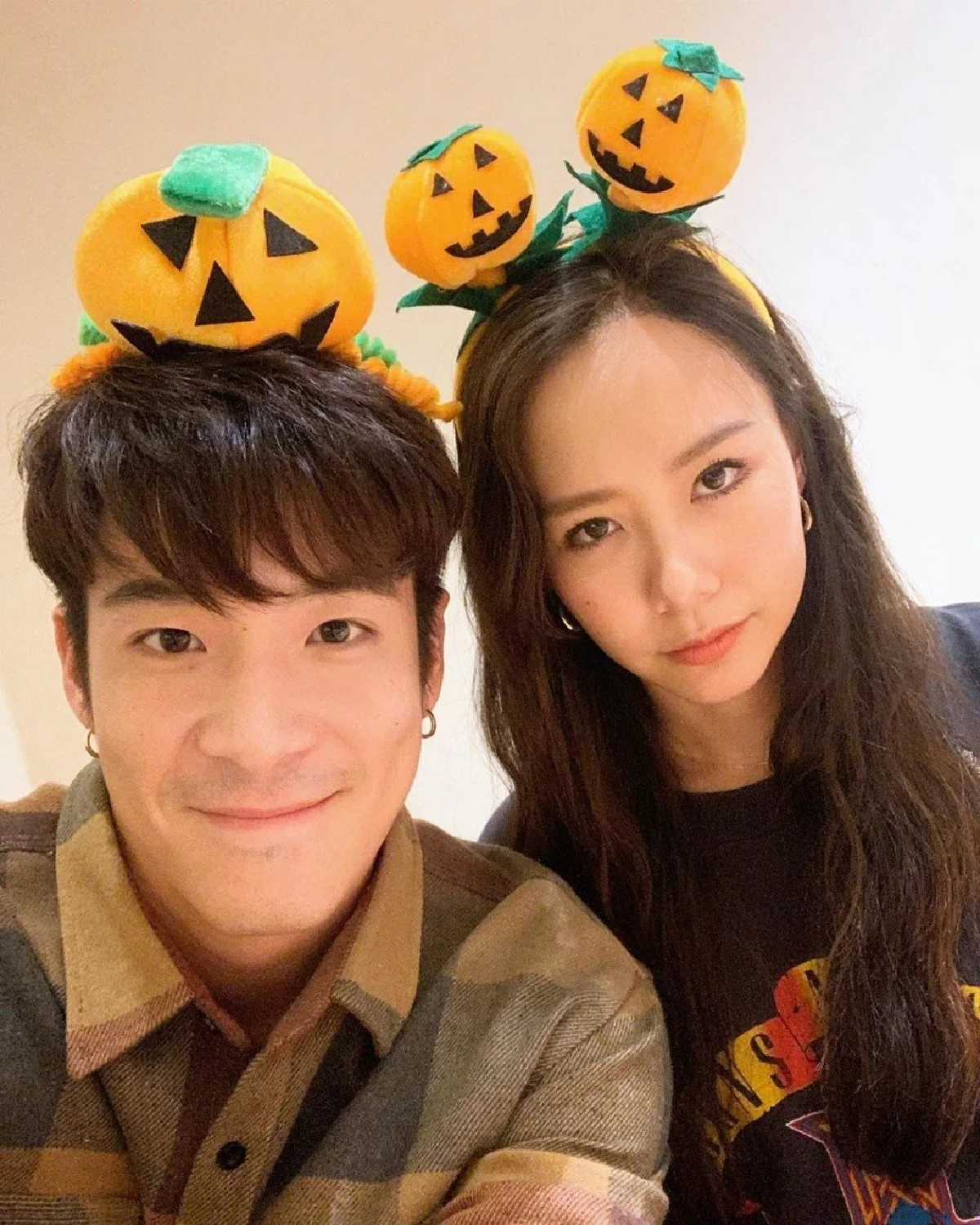 เต้ย จรินทร์พร เคลื่อนไหวแล้วหลังมีข่าวเลิก อาเล็ก ธีรเดช โดนโจมตีเพราะเพื่อนคบแต่ไฮโซ 