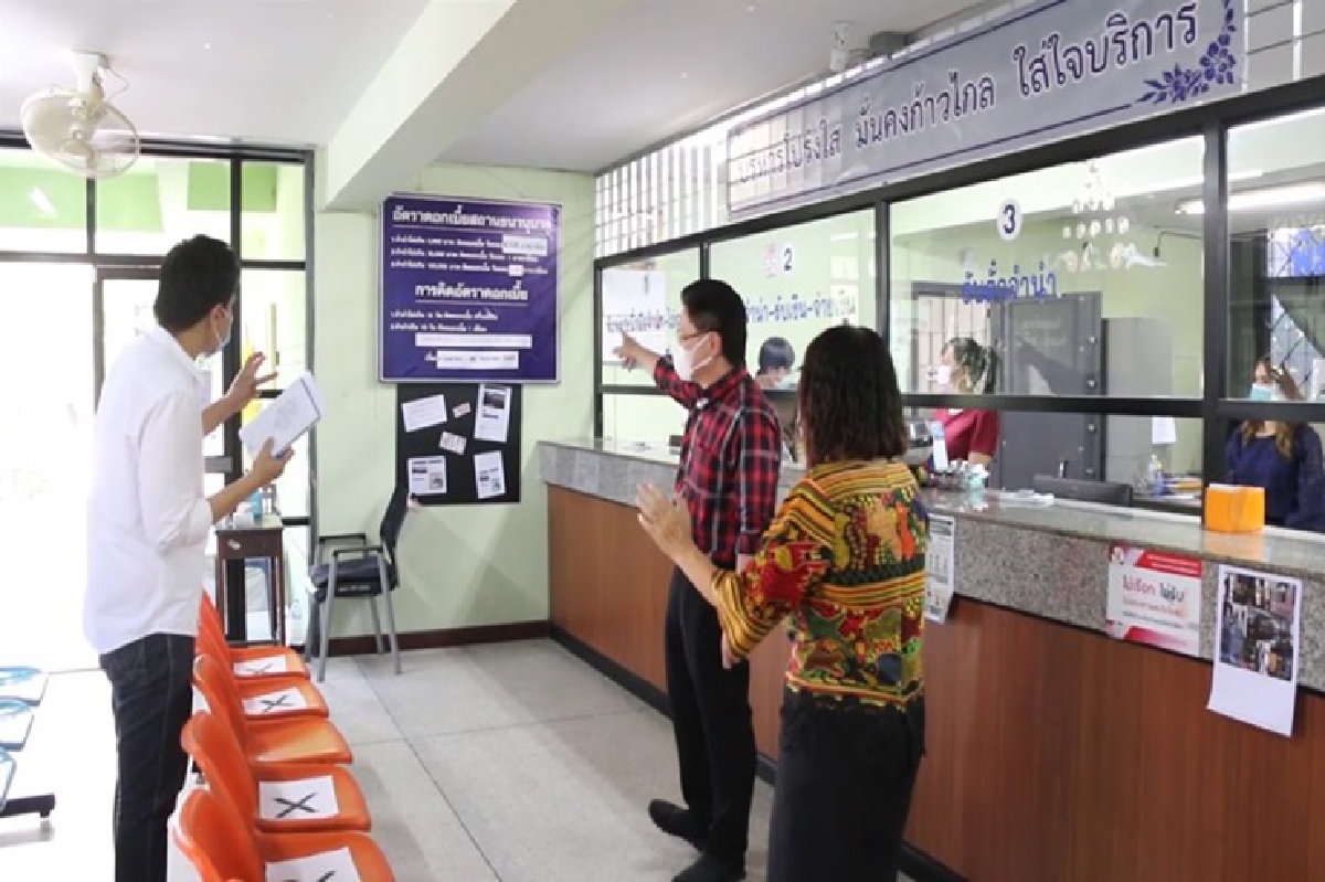 โรงตึ๊งขอนแก่นลดดอกเบี้ยรับเปิดเทอมบรรเทาความเดือดร้อนประชาชน โรงตึ๊งขอนแก่นลดดอกเบี้ยรับเปิดเทอมบรรเทาความเดือดร้อนประชาชน