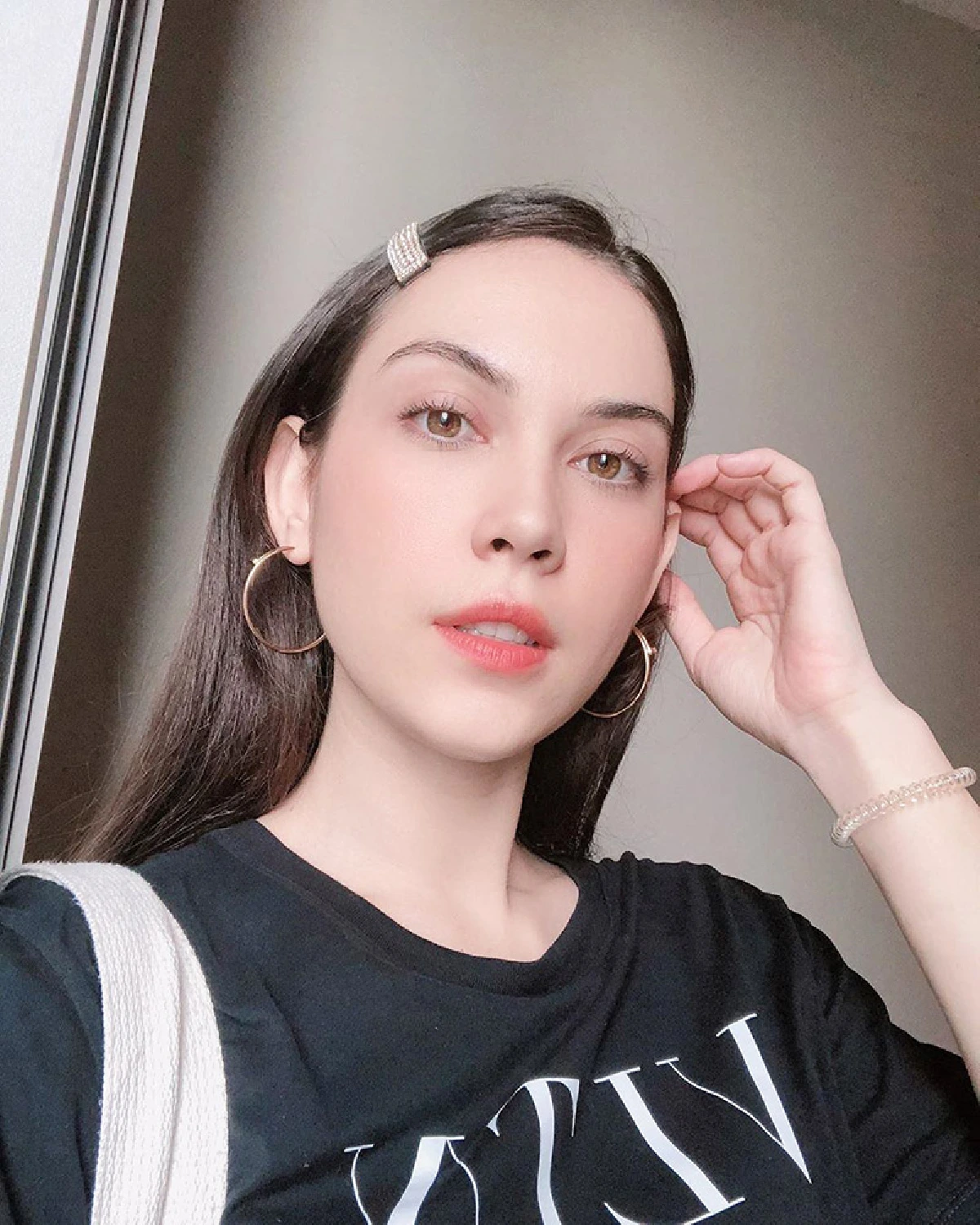 พูดอีกก็ถูกอีก! แมท ภีรนีย์ เผยเคล็ดลับทำอย่างไรถึงขาว ไม่ยาก..ไม่เสียเงินสักบาท