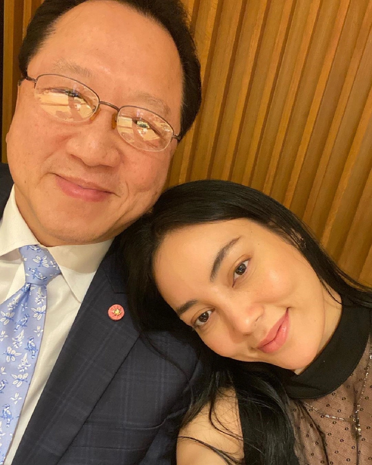 ตั๊ก บงกช เผยโมเมนต์น่ารัก เจ้าสัวบุญชัย ช่วยต่อบท คนถามสามียอมให้เล่นละครแล้วหรอ