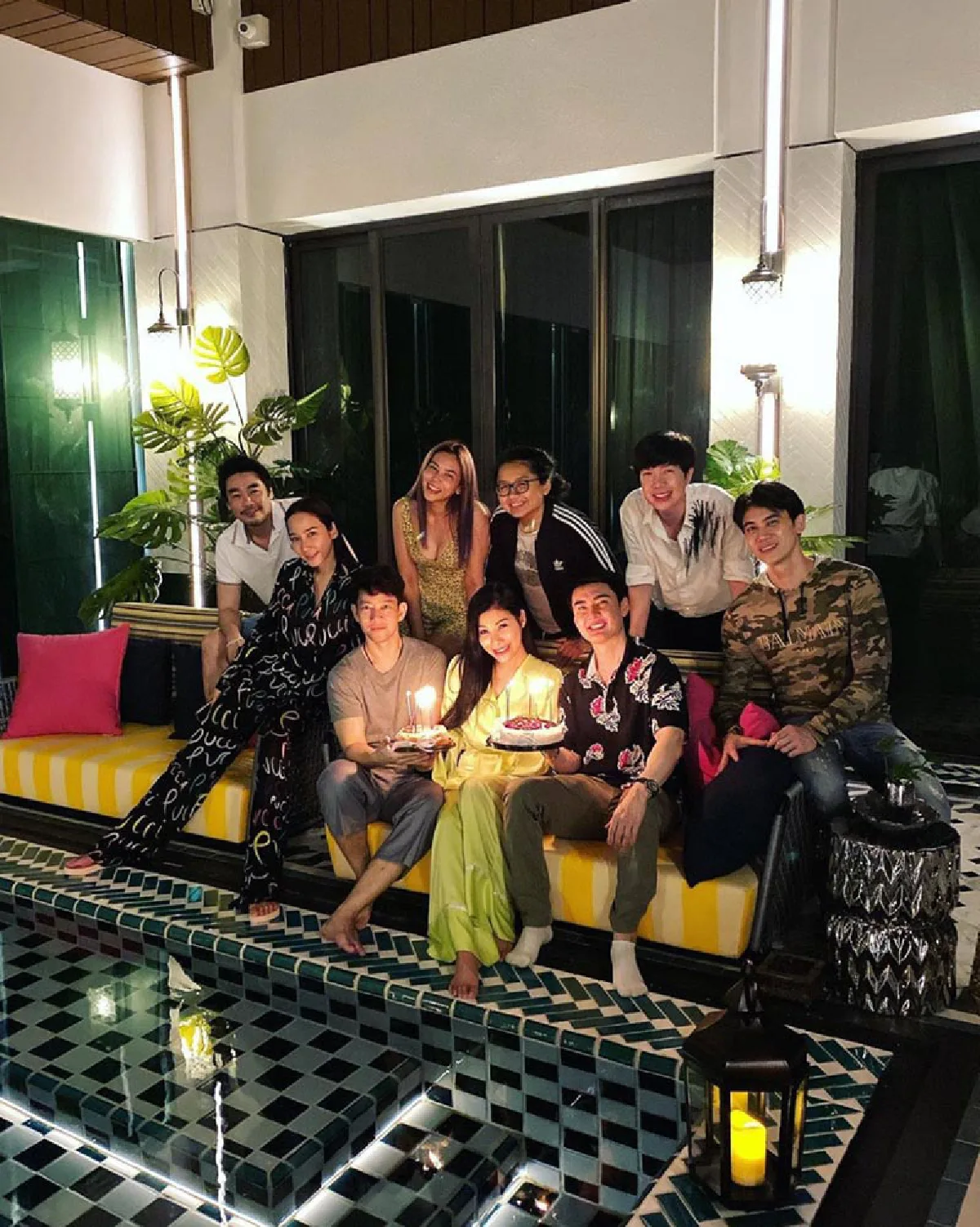 “อั้ม พัชราภา” ควง “ไฮโซพก” จัดปาร์ตี้ริมสระว่ายน้ำใหม่ HBD “แหวนแหวน”