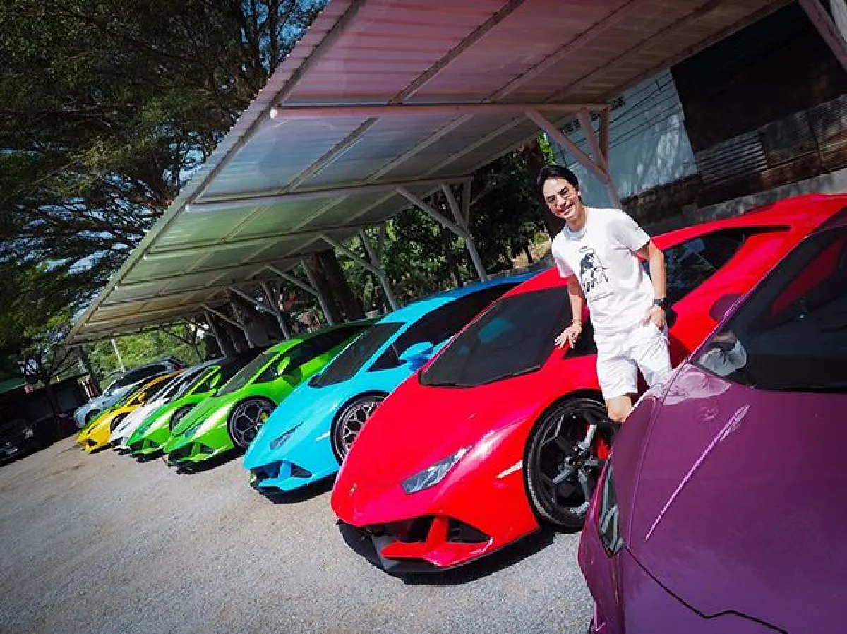 ภูมิใจกว่าซื้อให้ตัวเอง! ท็อป ณัฐเศรษฐ์ ถอยรถสปอร์ตหรู 13 ล้านให้คุณพ่อขับเล่น