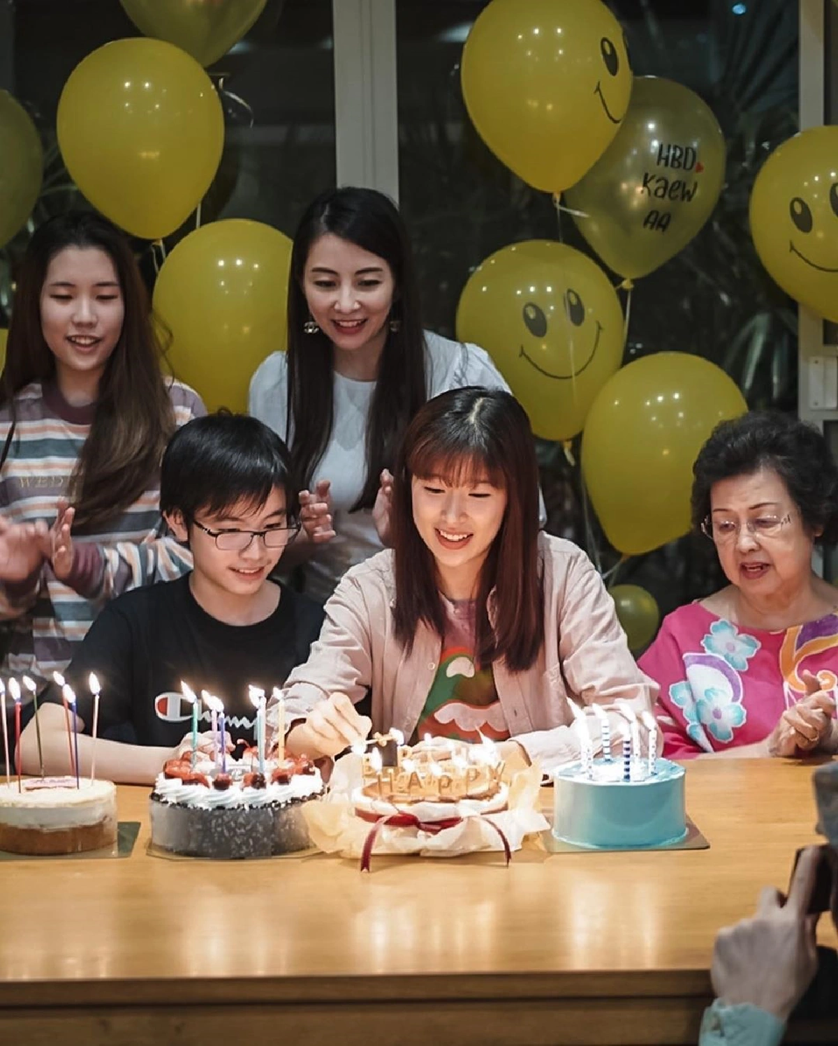 แก้ว จริญญา ฉลองวันเกิดสุดอบอุ่น ท่ามกลางครอบครัวที่ใหญ่ขึ้น 