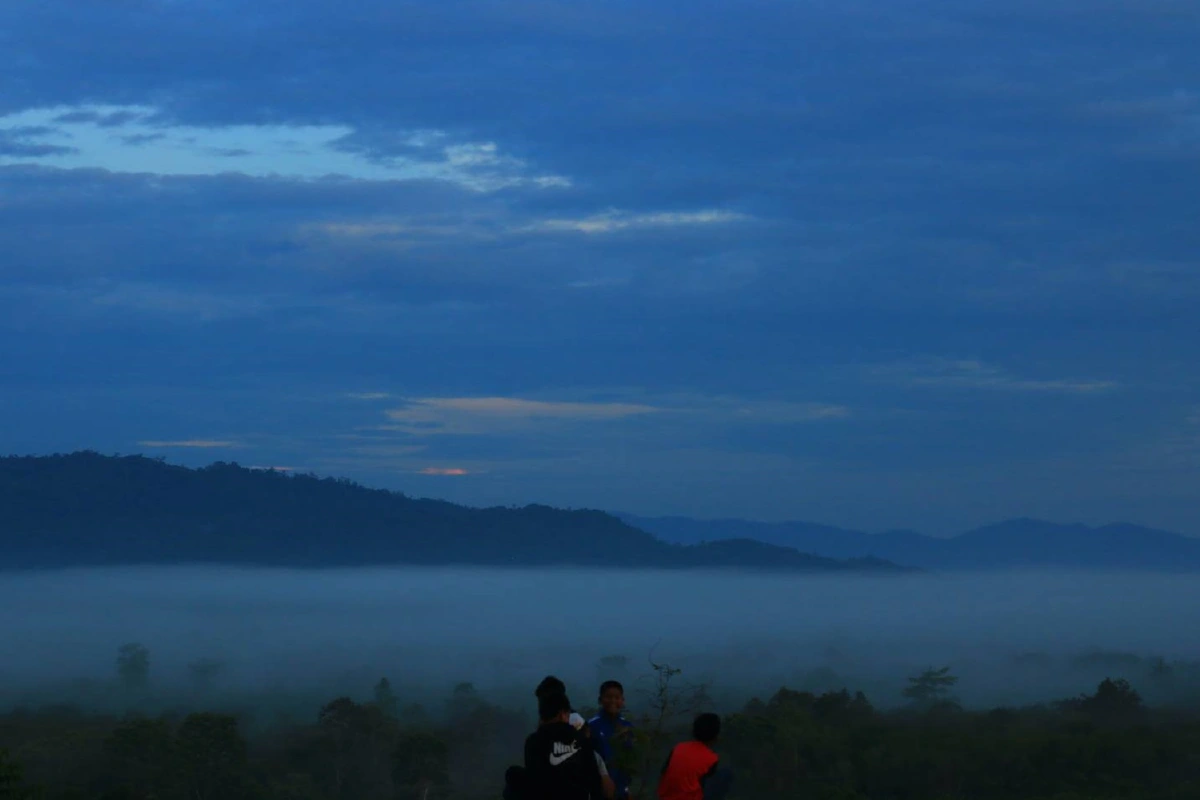 คนนับพันแห่ชมทะเลหมอกวิว360องศาสถานที่ท่องเที่ยวใหม่ของนราฯ