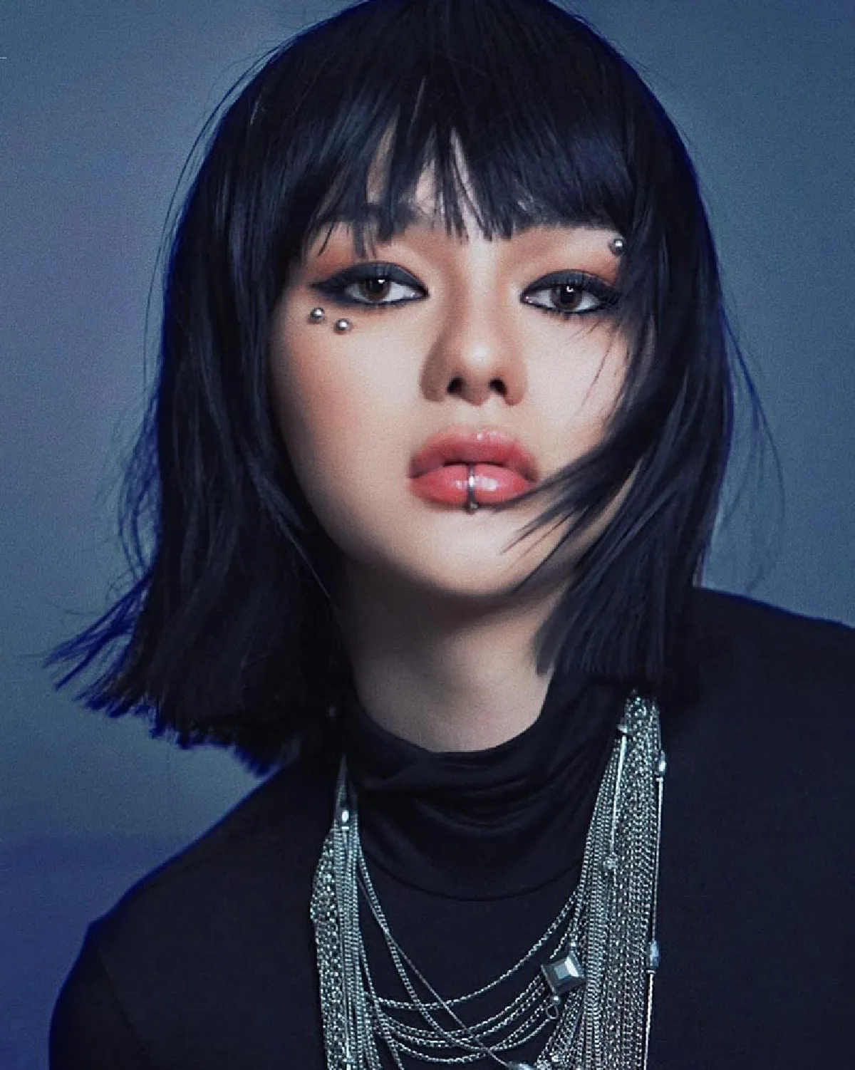 เริดแค่ไหนต้องดู! “กวาง วรรณปิยะ” จัดเต็มสอนแต่งหน้าตาม “ลิซ่า BLACKPINK” 