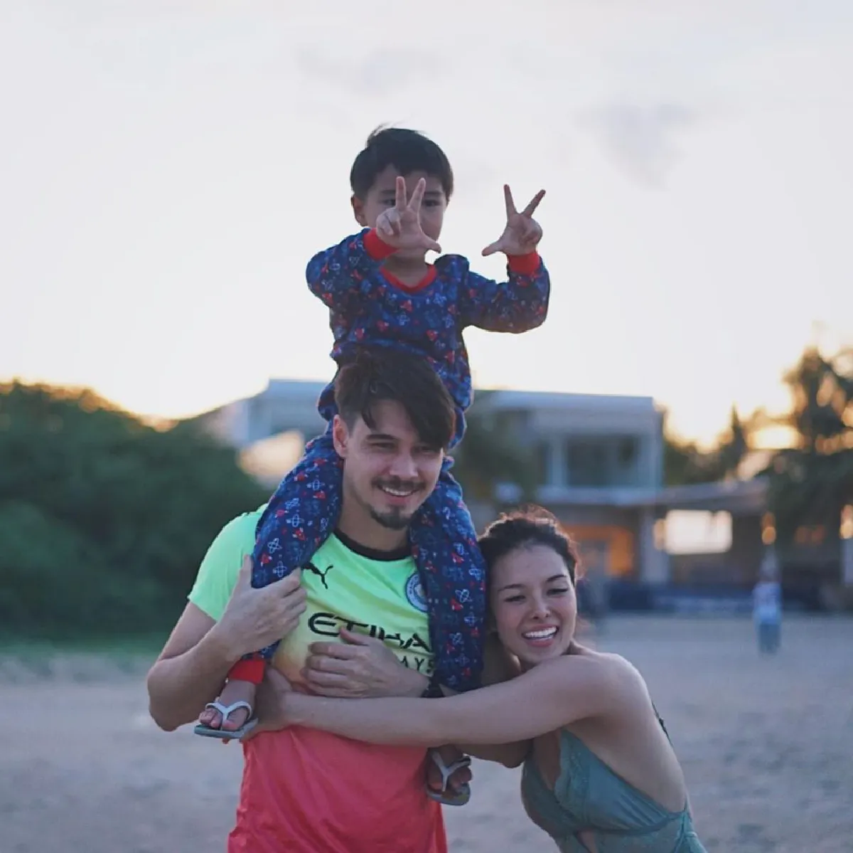 ลิเดียว่าไง? แมทธิว ดีน ลงภาพสวีทหวานมุ้งมิ้ง อ้อนบอกลูกสองคนไม่พอ