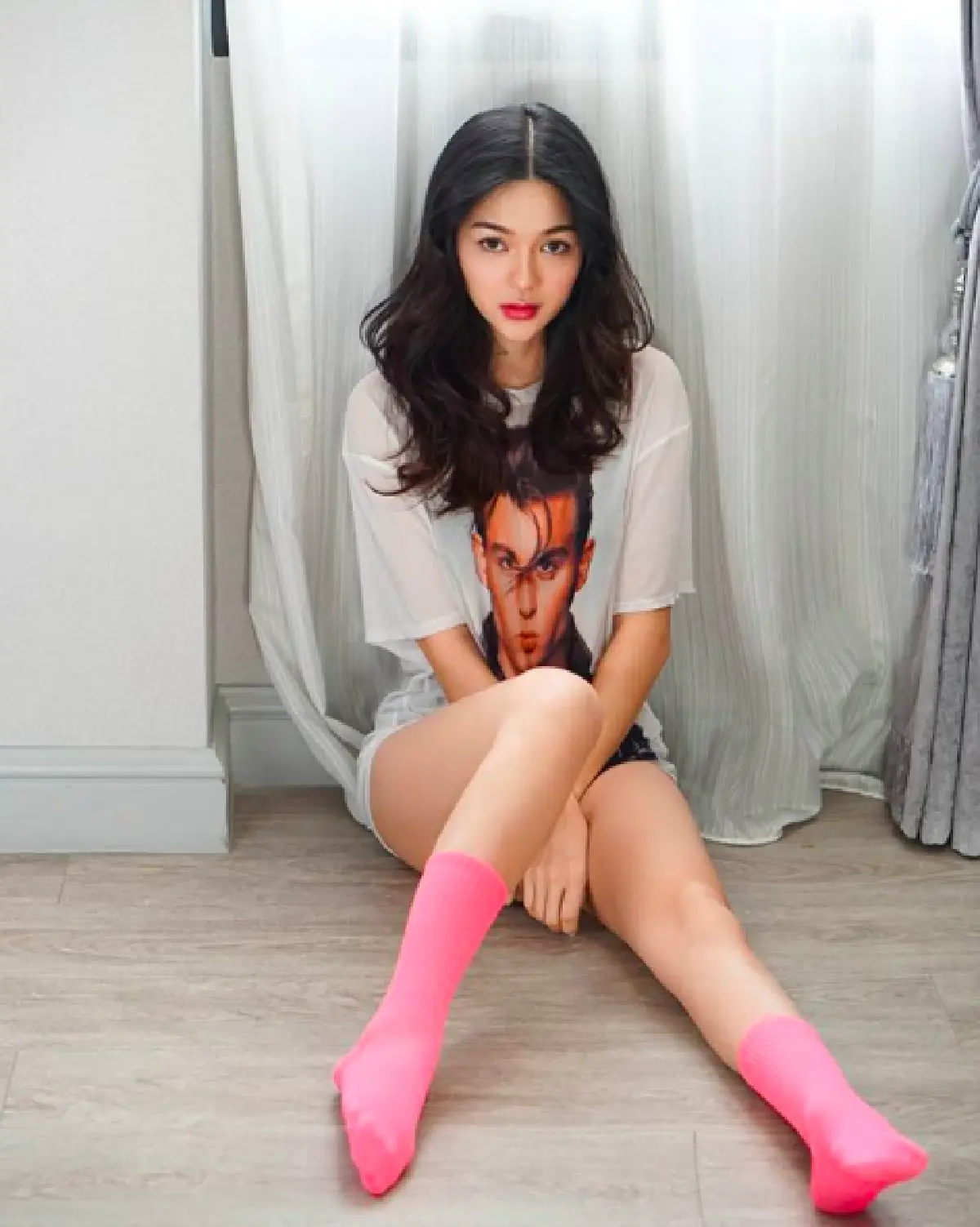 เริดแค่ไหนต้องดู! “กวาง วรรณปิยะ” จัดเต็มสอนแต่งหน้าตาม “ลิซ่า BLACKPINK” 