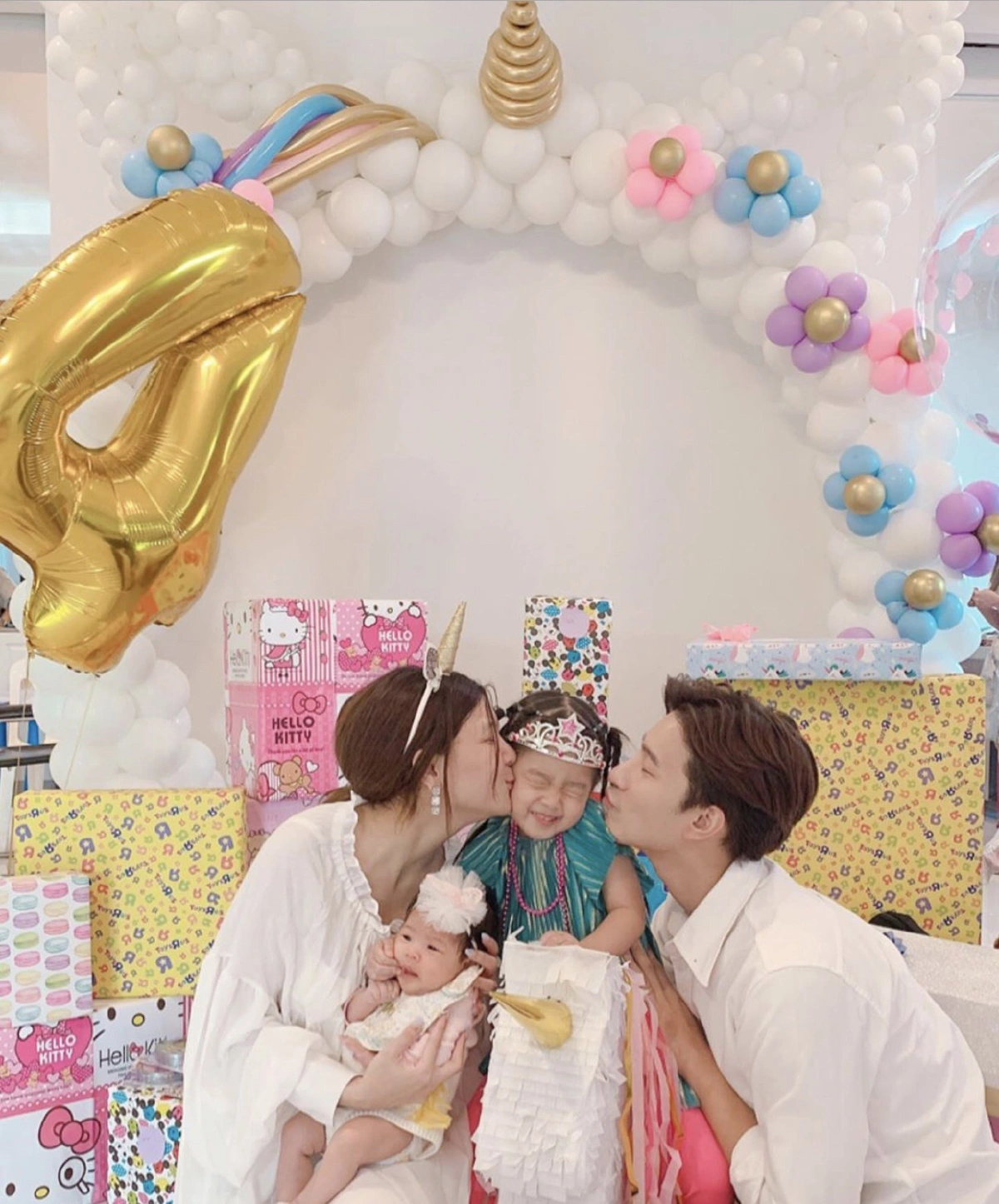 มุมอ่อนโยน! น้องเป่าเปา ก้มกราบเท้า บี้-กุ๊บกิ๊บ ในวันเกิดอายุครบ 4 ขวบ