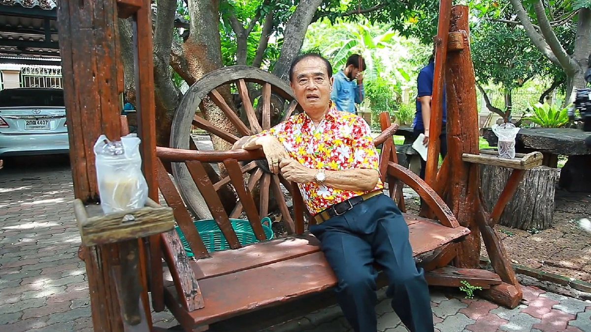 "เด่น ดอกประดู"ตลกชื่อดังหิวโซโผล่วัดบางพลีใหญ่ขอข้าวกิน 