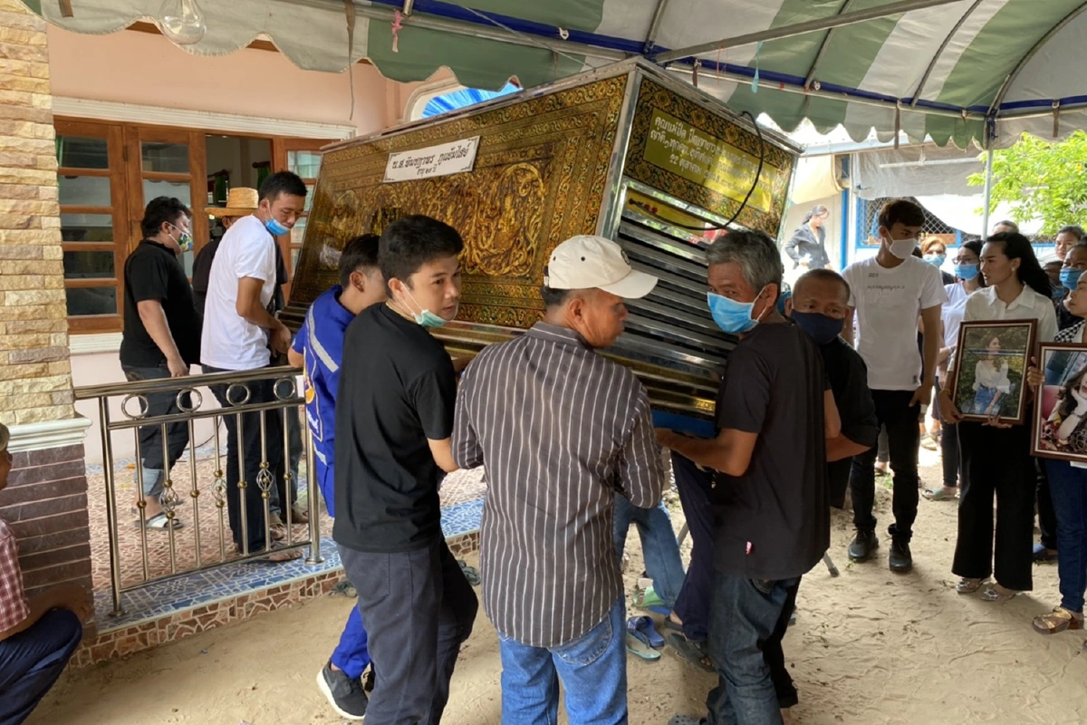 ฌาปนกิจปู่นิ่มไร้เงาผู้กองบอย แม่ขอให้ลูกสาวเป็นนางฟ้าบนสวรรค์