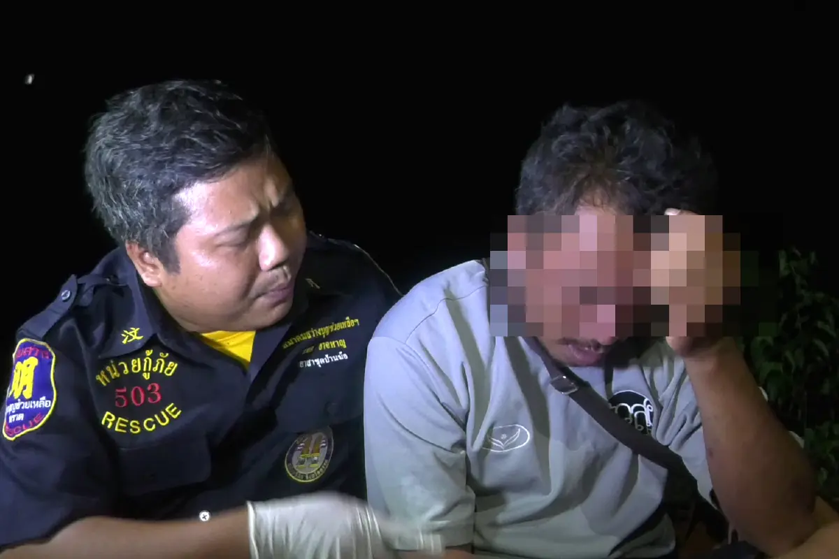 ชายปีนเสาไฟฟ้าแรงสูงประชดภรรยาฝ่ายหญิงโทรหาถึงยอมลงมา