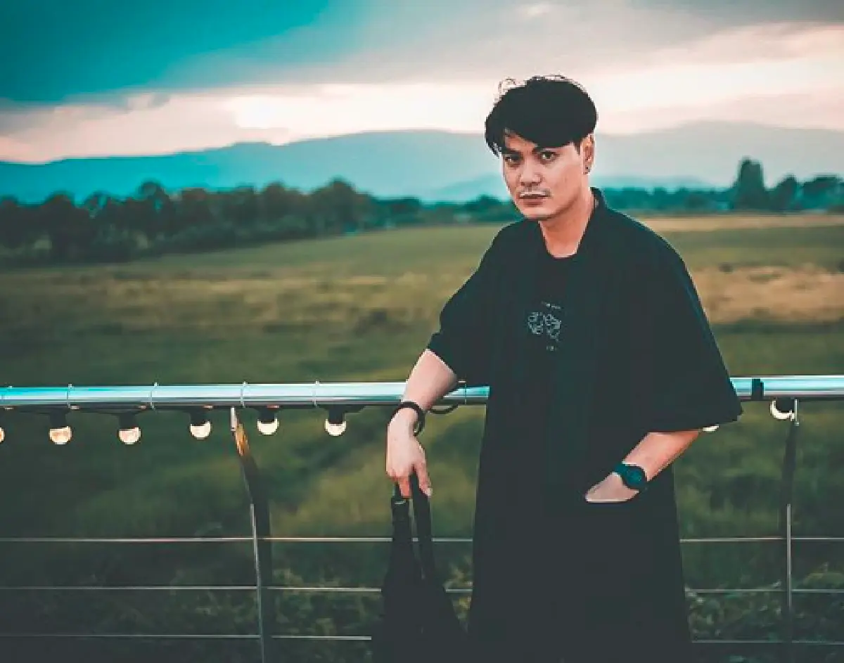 “เป๊กซ์ Zeal” สุดฮา! ขุดรูปอดีตเทียบ “เจนนี่ BLACKPINK” ทำสีผมเหมือนกัน