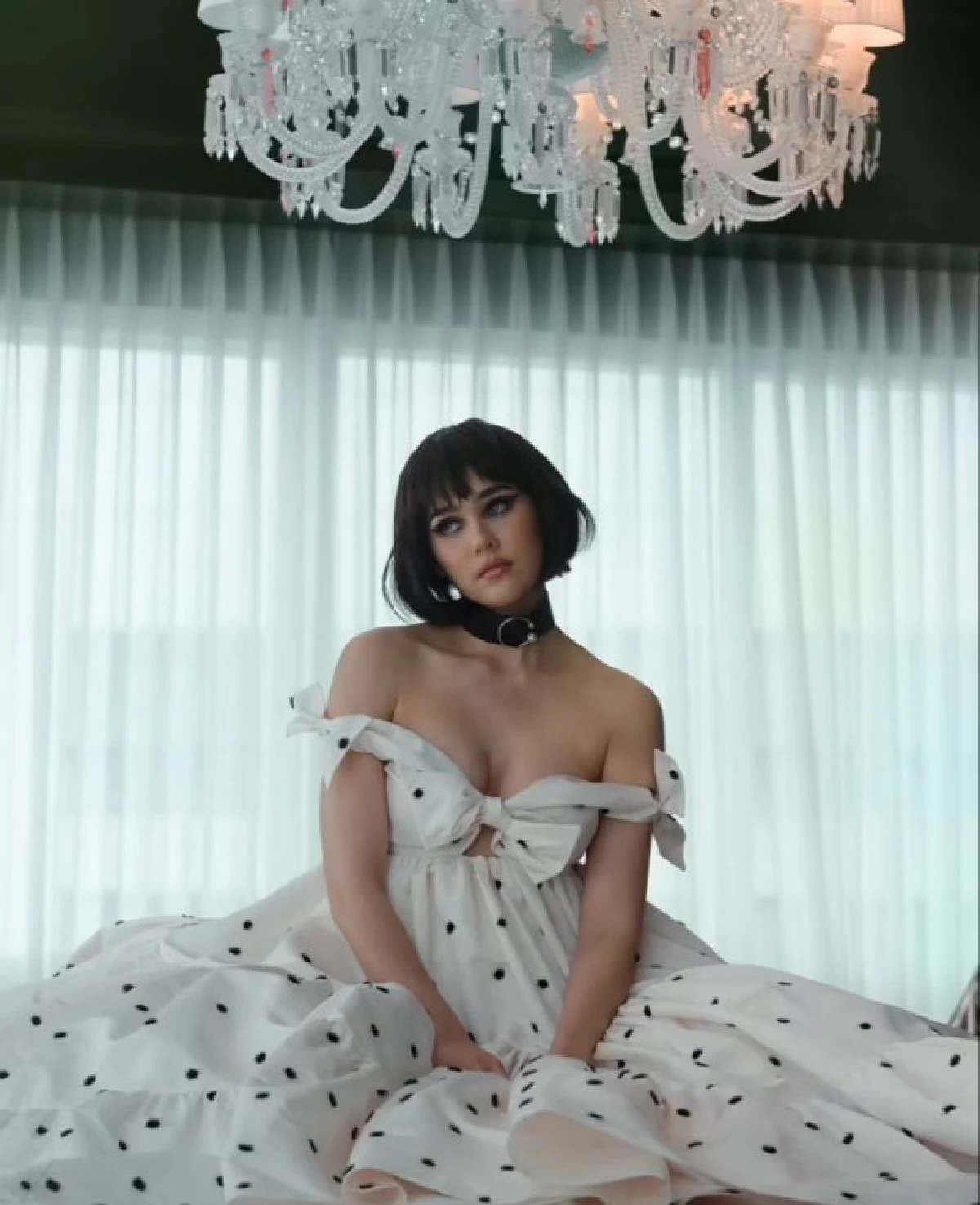 39 นี้ปังมาก! “ชมพู่ อารยา” กับภาพถ่ายสุดอลังกการต้อนรับอายุใหม่