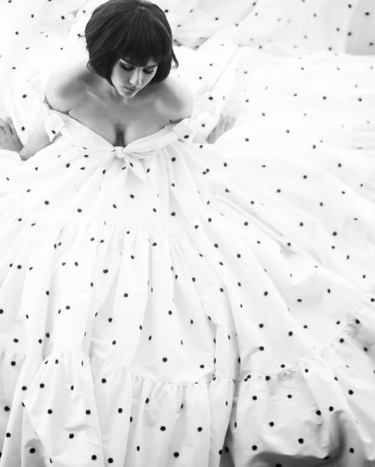 39 นี้ปังมาก! “ชมพู่ อารยา” กับภาพถ่ายสุดอลังกการต้อนรับอายุใหม่