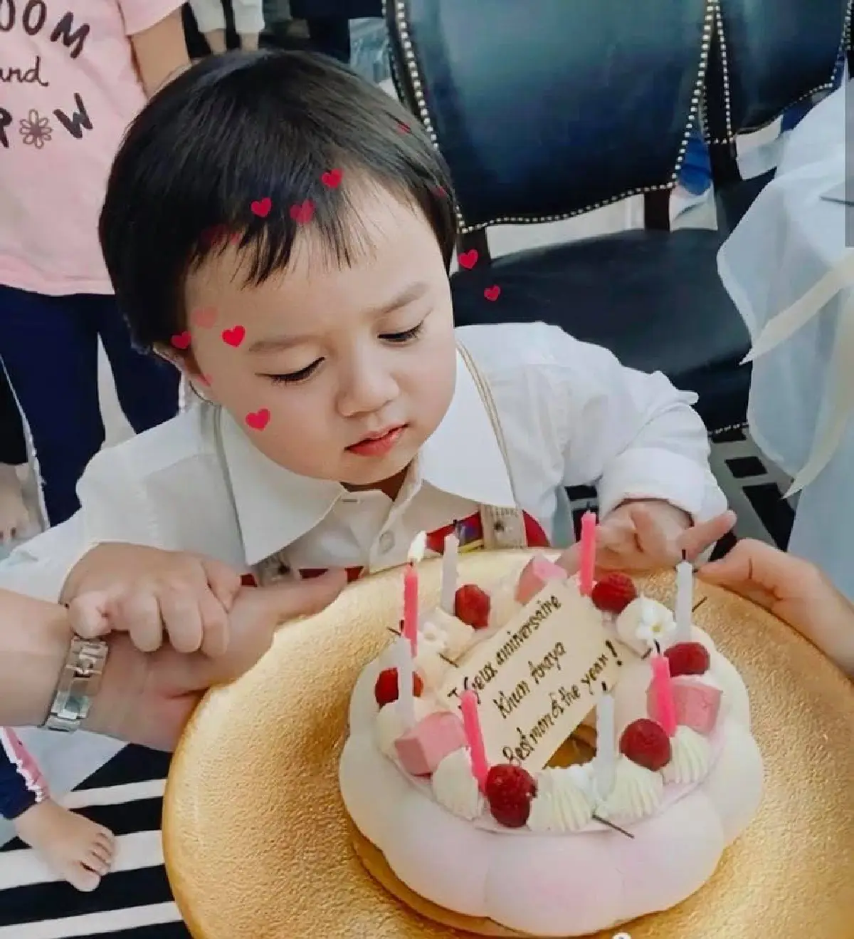 “ชมพู่ อารยา” ฉลองวันเกิดอายุ 39 ปีแบบเรียบง่าย พร้อมหน้ากันทั้งครอบครัว