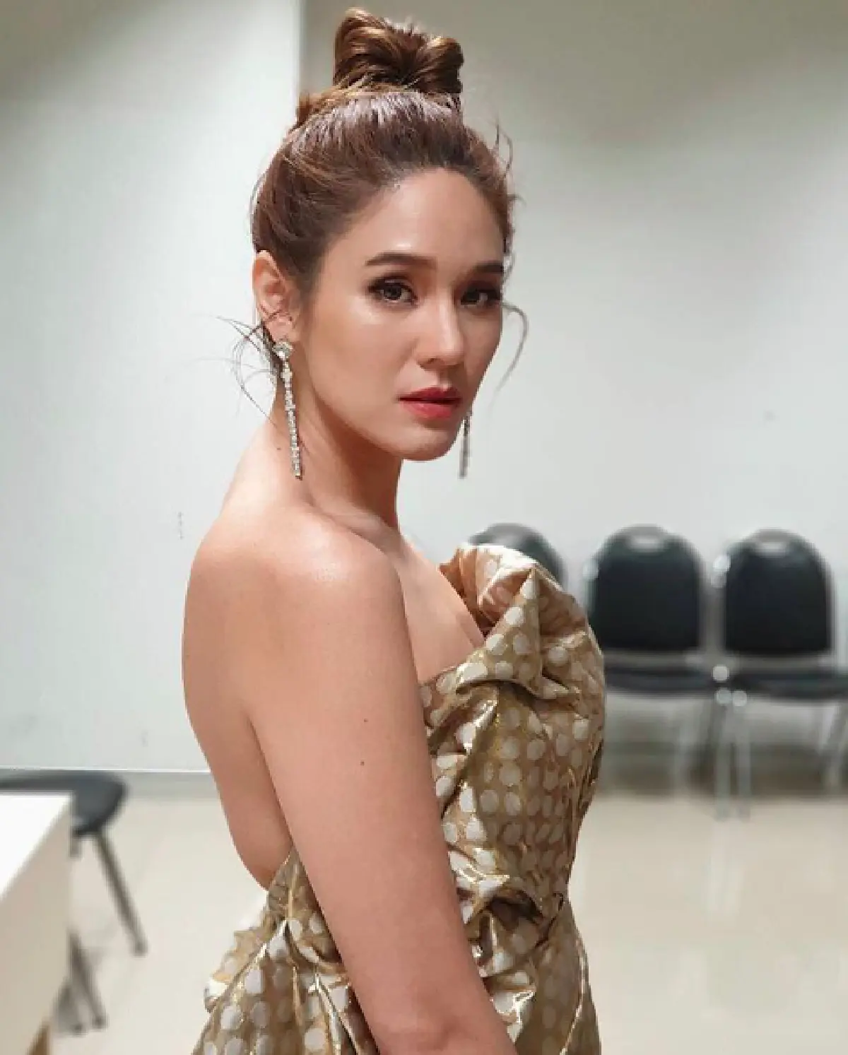 “จิ๊บ ปกฉัตร” แซ่บหนัก! เปลือยอกถ่ายภาพเบาๆ 