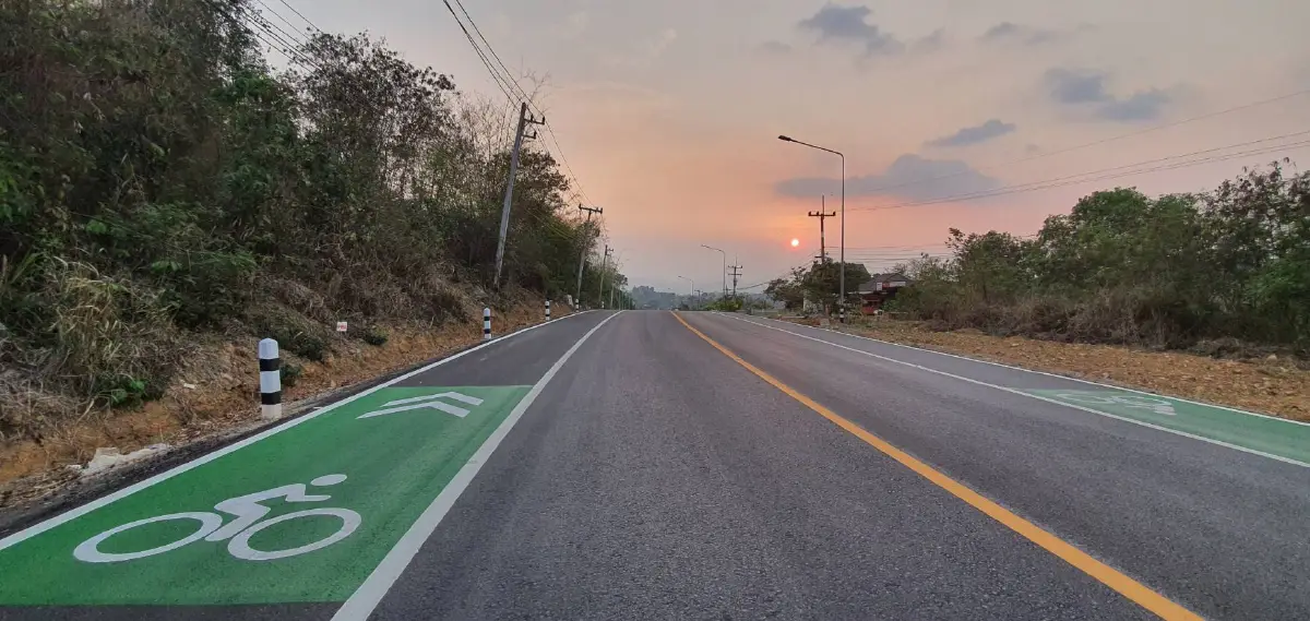 ทช.ขยายถนนเพิ่มเลนจักรยานช่วงปากช่องเสร็จสมบูรณ์รับท่องเที่ยว
