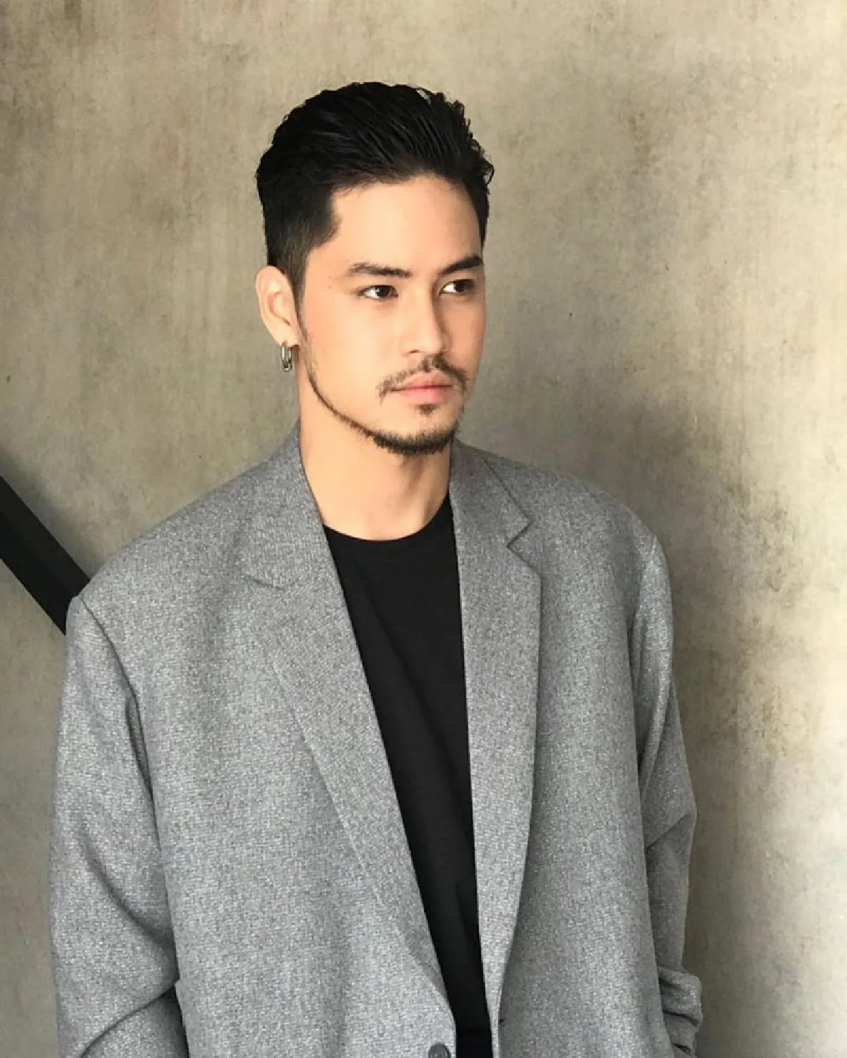 ใครจีบใครก่อน? เก้า จิรายุ-วี วิโอเลต เผยจุดเริ่มต้นความรักที่บอกเลยว่าพีค